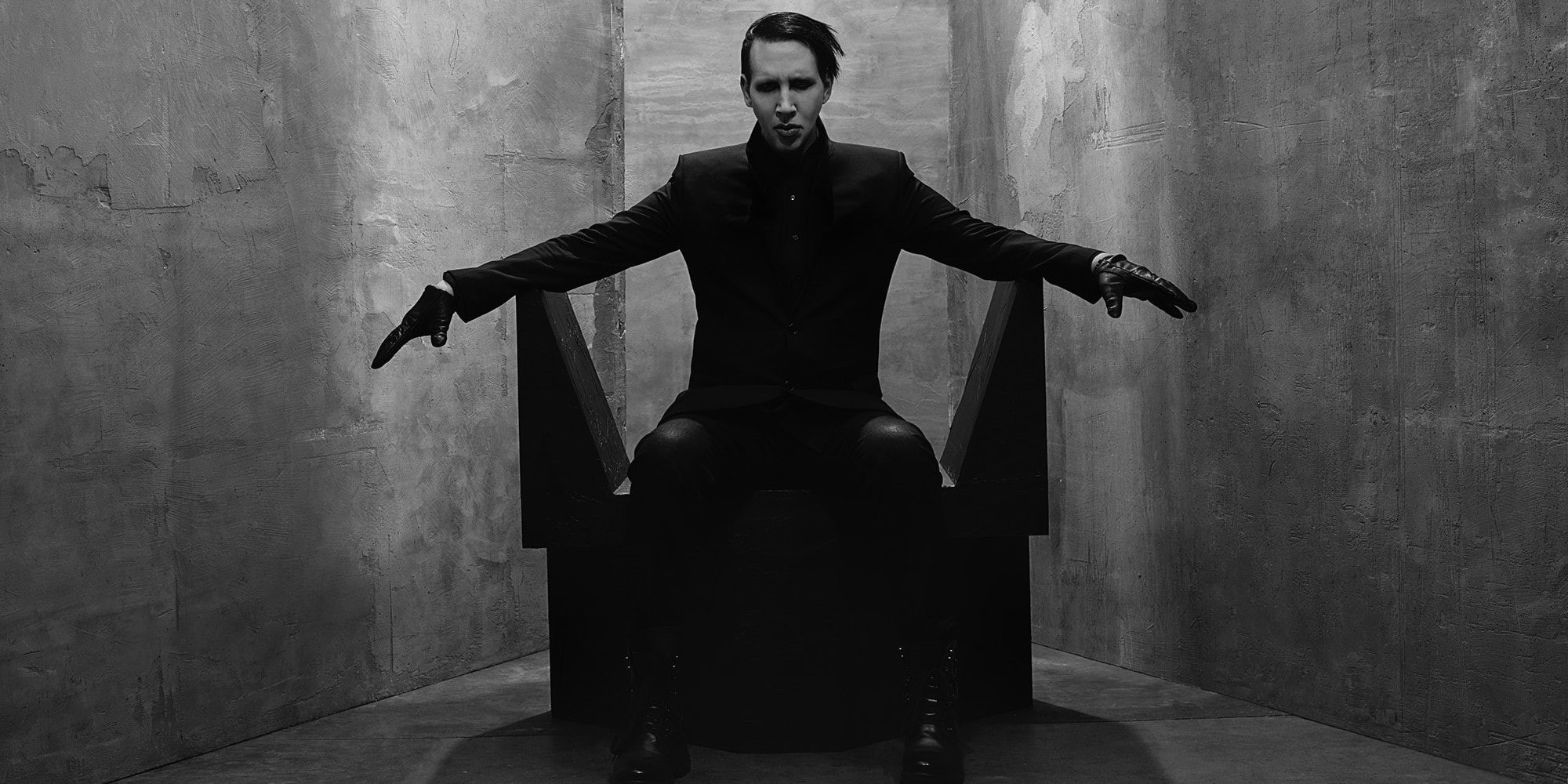 wall - building feature, Marilyn Manson, casual clothing, indoors, males, leisure activity, one person, shock rock, front view, portrait, full length, music, HD Wallpaper