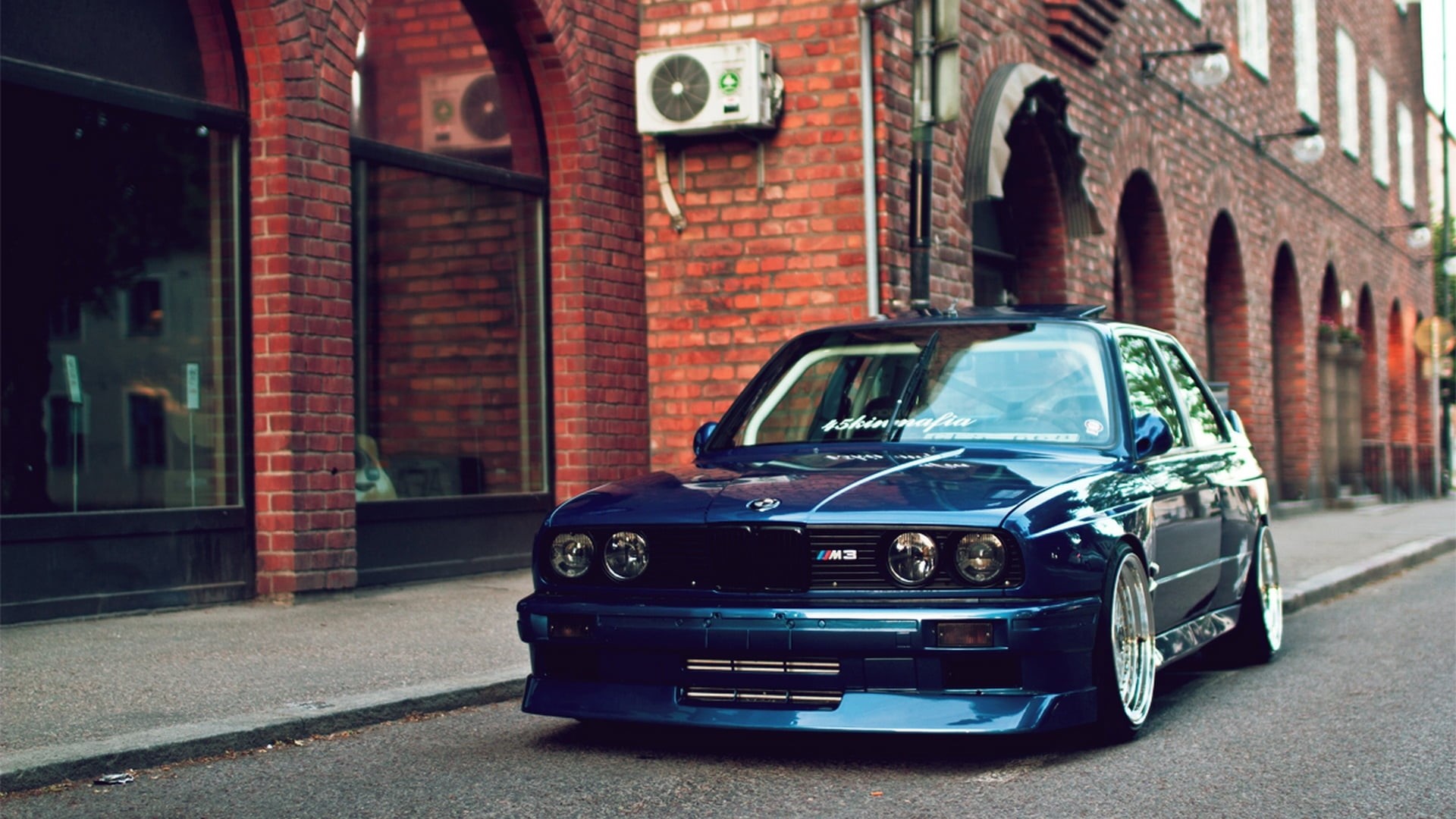 Desktop, obsolete, mode of transportation, cityscape, rear-View Mirror, headlight, speed, vehicle Door, reflection, road, grille, Blue, E30, wall, italy, HD Wallpaper