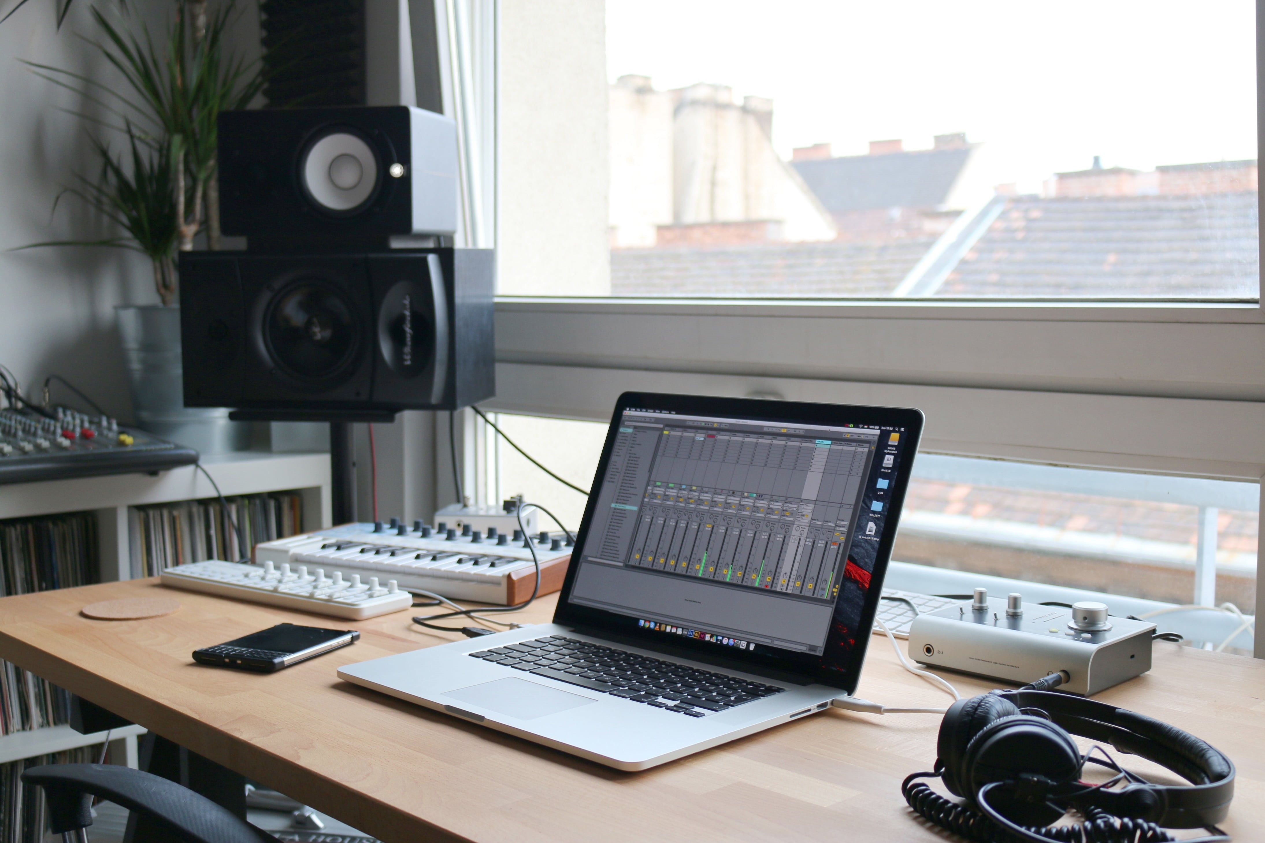 window, wireless technology, studio, computer keyboard, audio, black, macbook, business, music, furniture, pro, keyboard, workspace, headphones, technology, HD Wallpaper