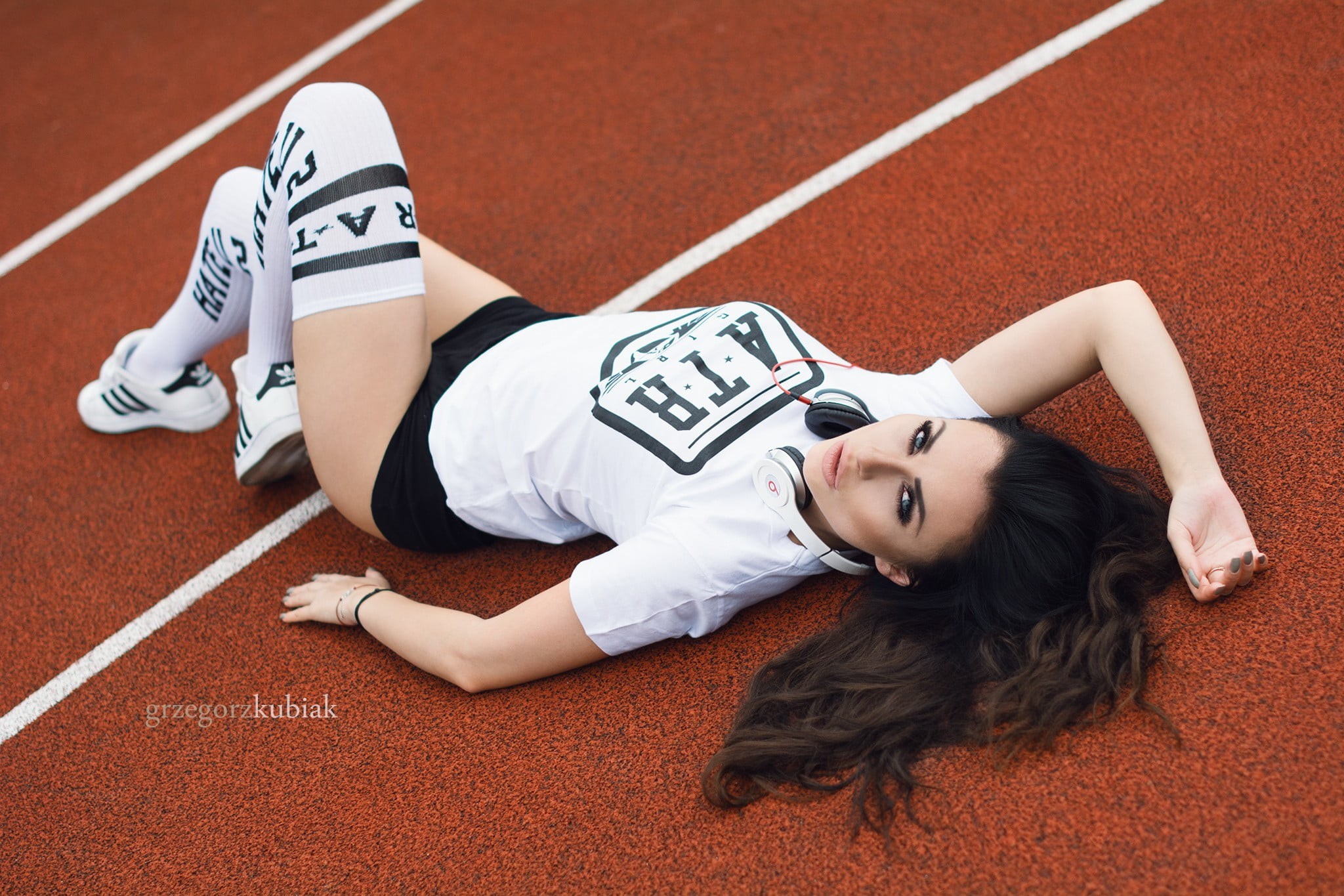 white stockings, beautiful woman, lying on back, sport, on the floor, relaxation, women, thigh-highs, sneakers, Beats, adult, young adult, white color, HD Wallpaper