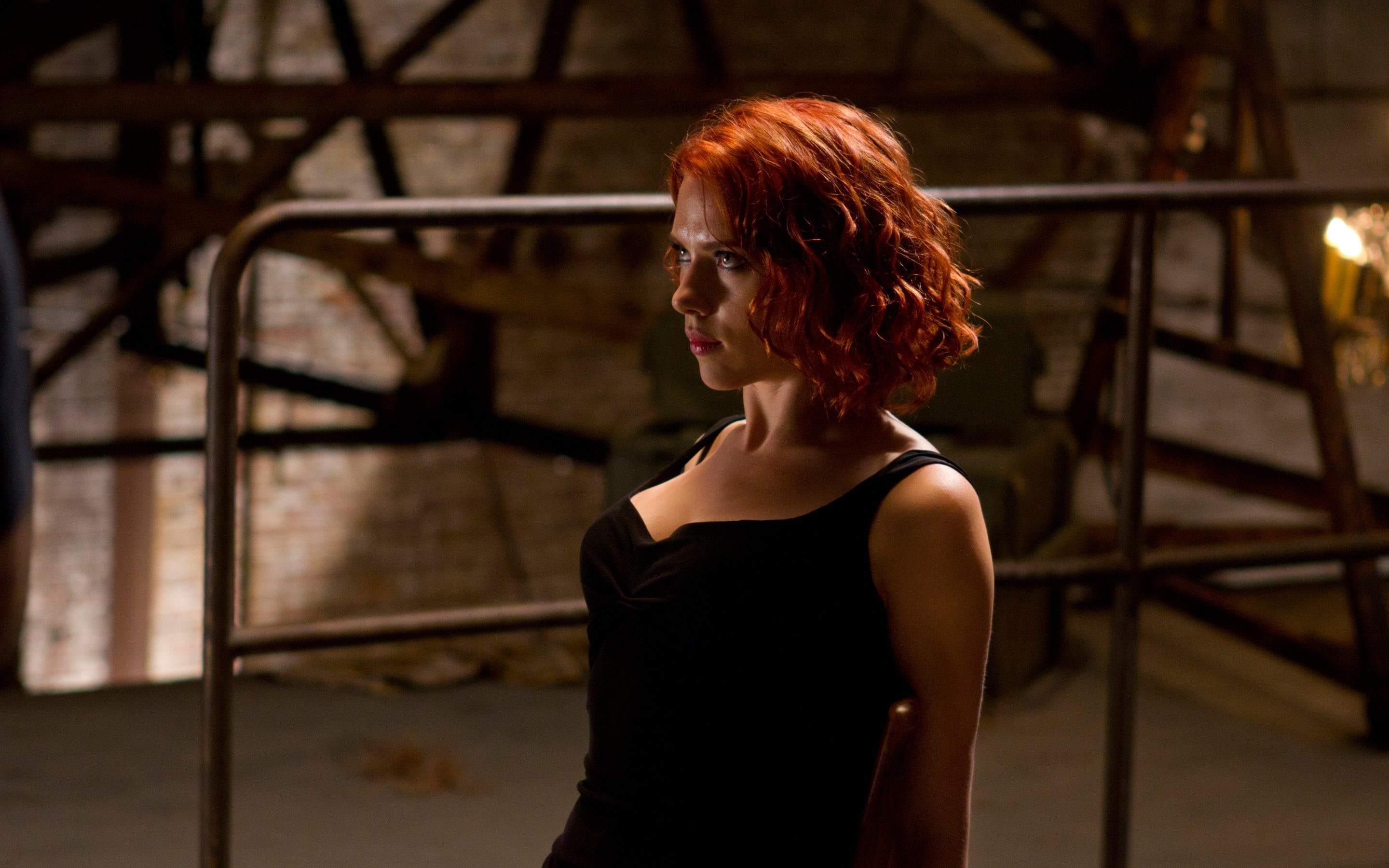 beauty, 2K, hairstyle, adult, lifestyles, Scarlett Johansson, contemplation, one person, women, top, young women, focus on foreground, s, beautiful woman, HD Wallpaper