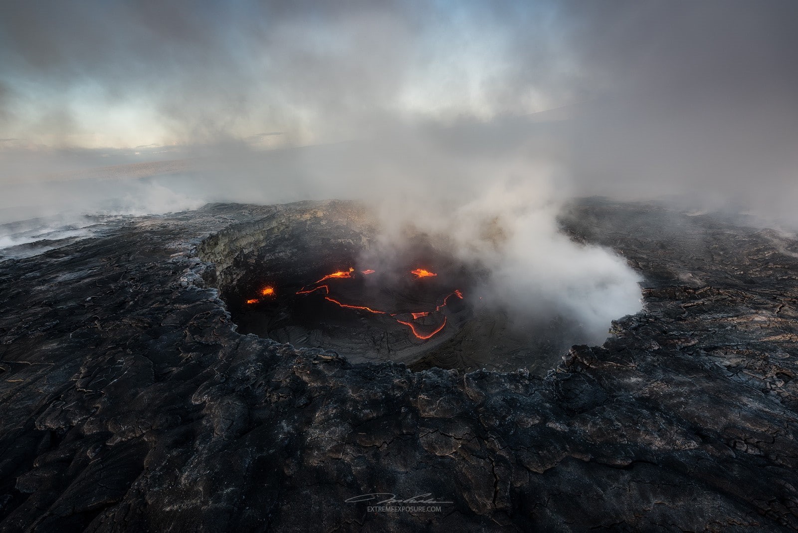 no people, environment, beauty in nature, scenics - nature, 720P, rock - object, volcanic crater, Hawaii, island, geology, outdoors, rocks, burning, rock, HD Wallpaper