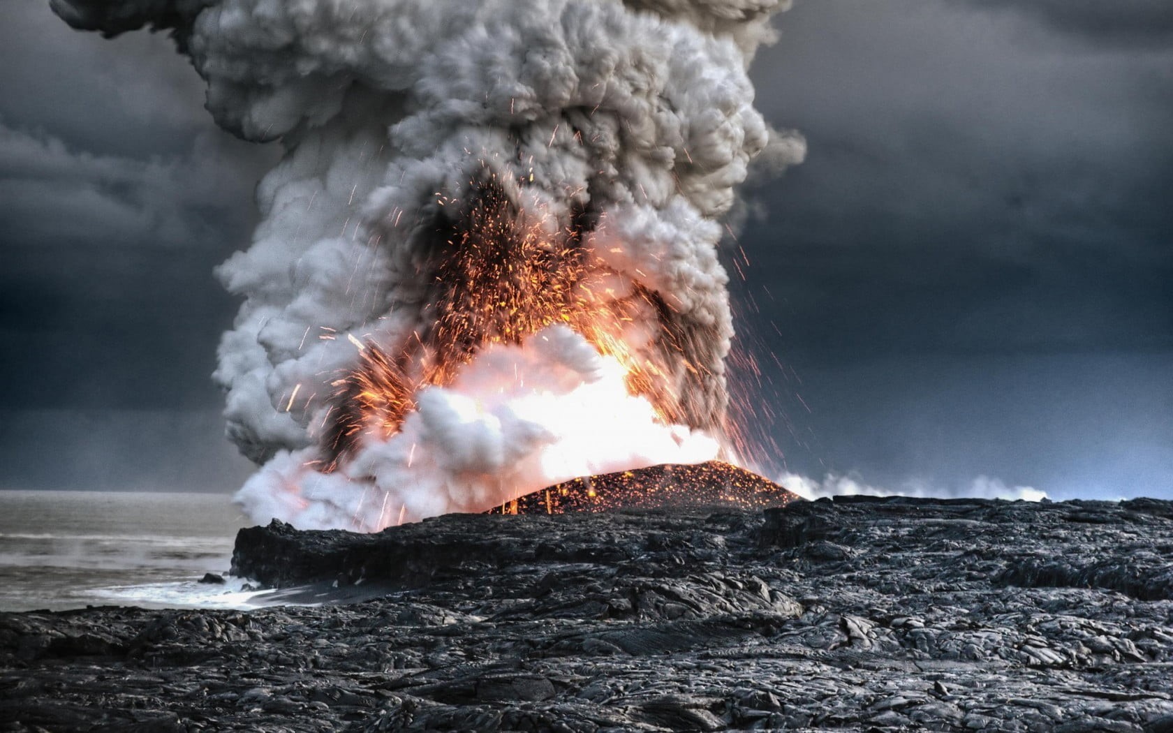 no people, power, motion, fire - natural phenomenon, photography, lapse, land, water, Hawaii, lava, fire, erupting, explosion, day, 720P, geology, nature, HD Wallpaper