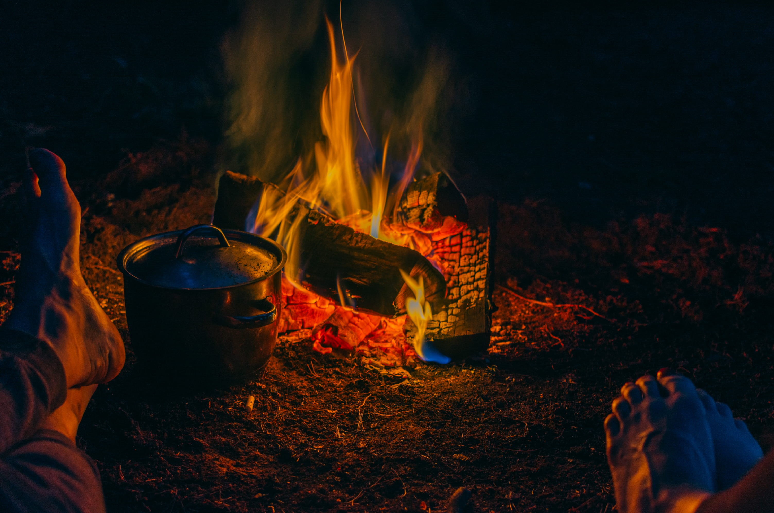 heat - Temperature, near, firewood, glowing, food and drink, camping, red, wood - material, stainless steel, wood, stainless, fire - Natural Phenomenon, HD Wallpaper