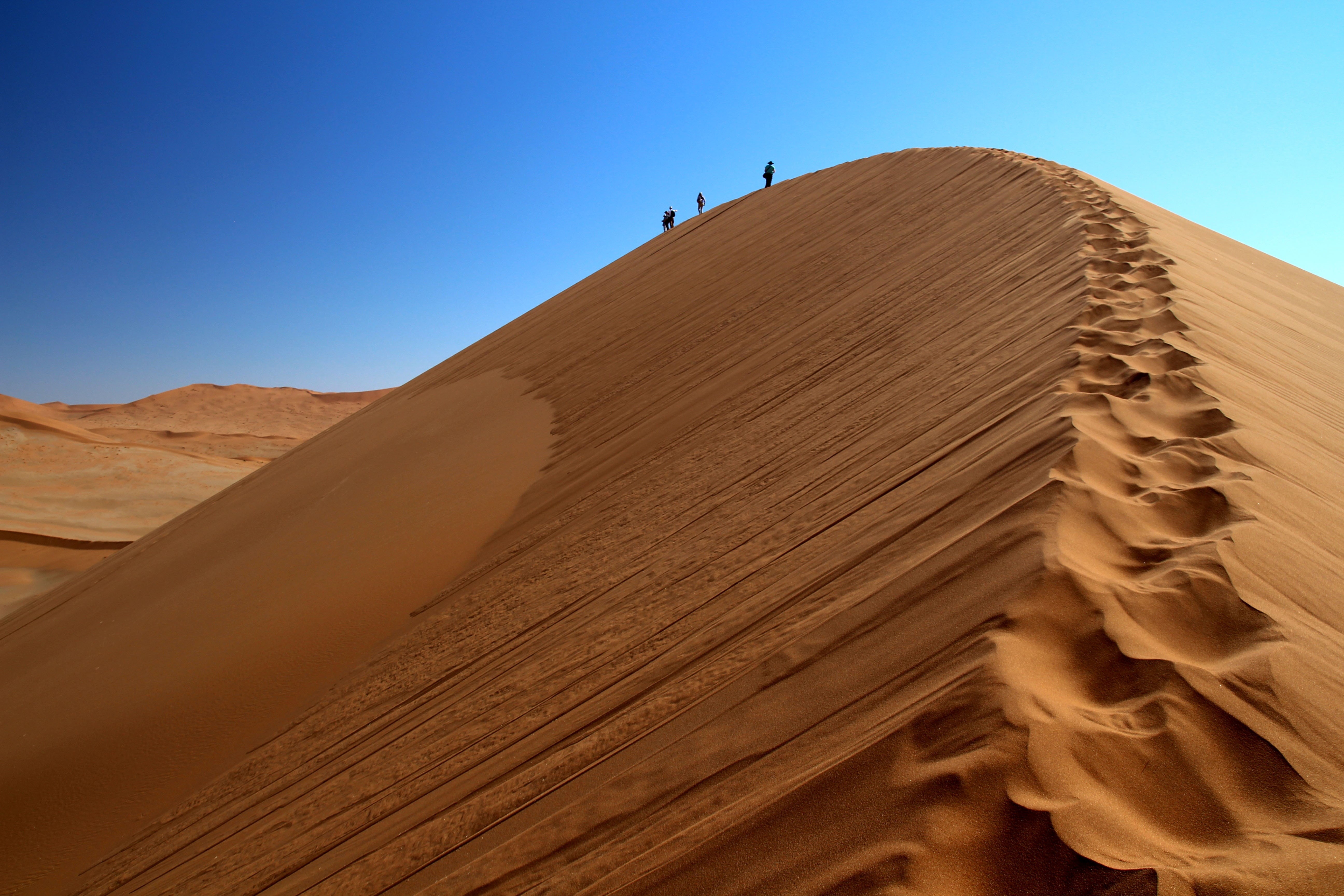 namibia, 5K, outdoors, travel, non-urban scene, blue, sand, travel destinations, sand dune, tranquility, desert landscape, land, clear sky, big mama, desert, HD Wallpaper