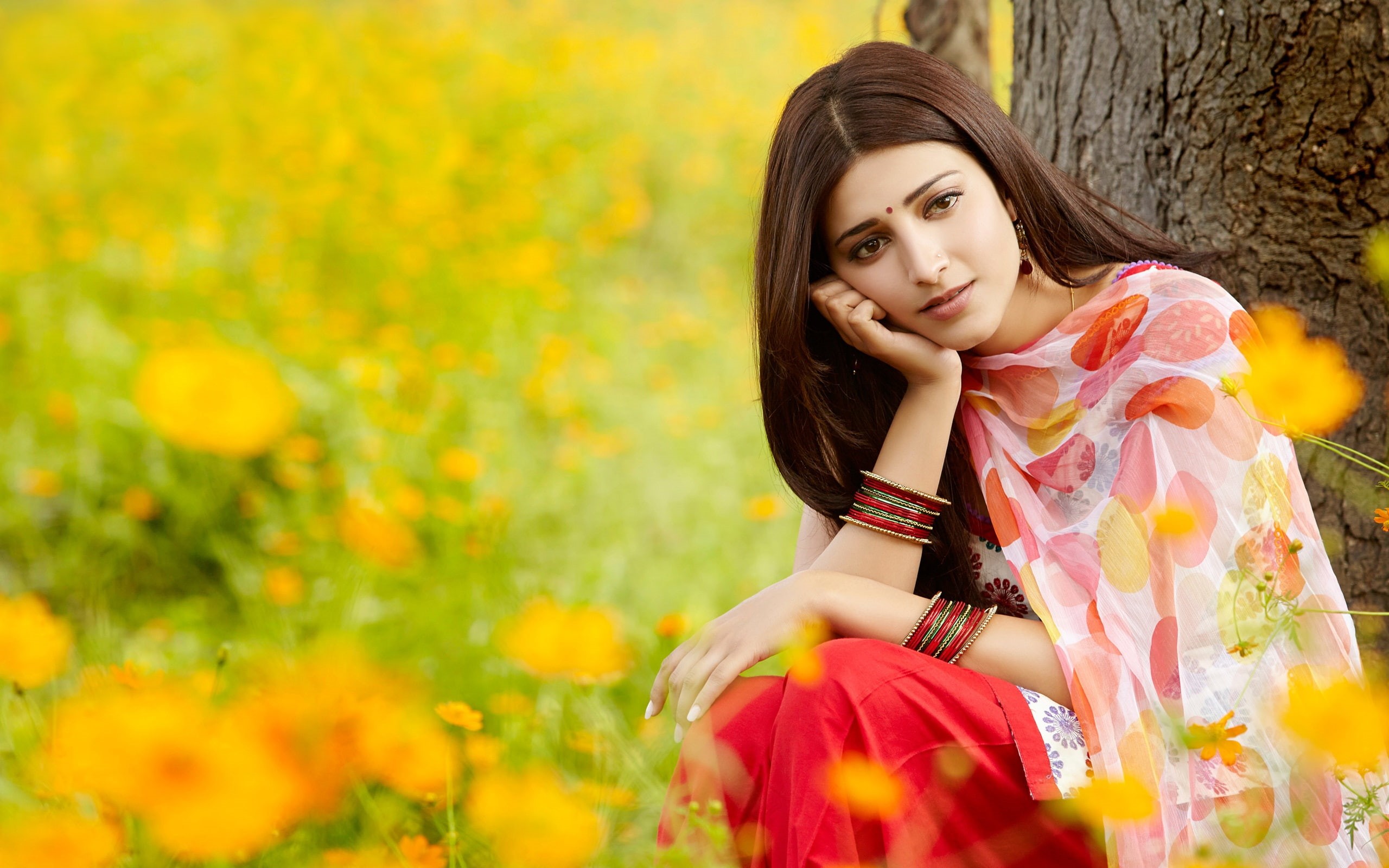 vastavaiya, dress, s, Haasan, red, outfit, scarf, 2K, ramaiya, Shruti, pink, woman, HD Wallpaper