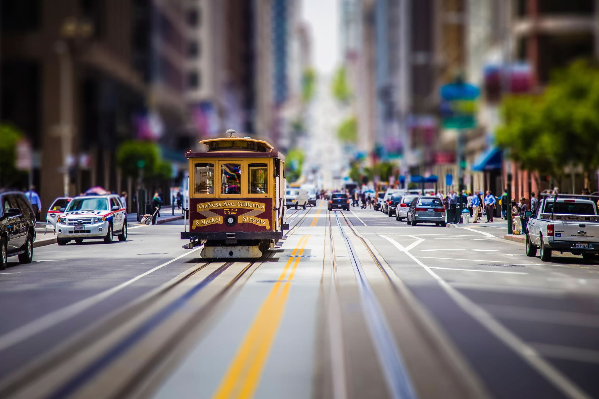 travel Destinations, tourism, travel, blurred, street, built Structure, people Traveling, tourist, 1080P, cable Car, transportation, people, traveling, HD Wallpaper