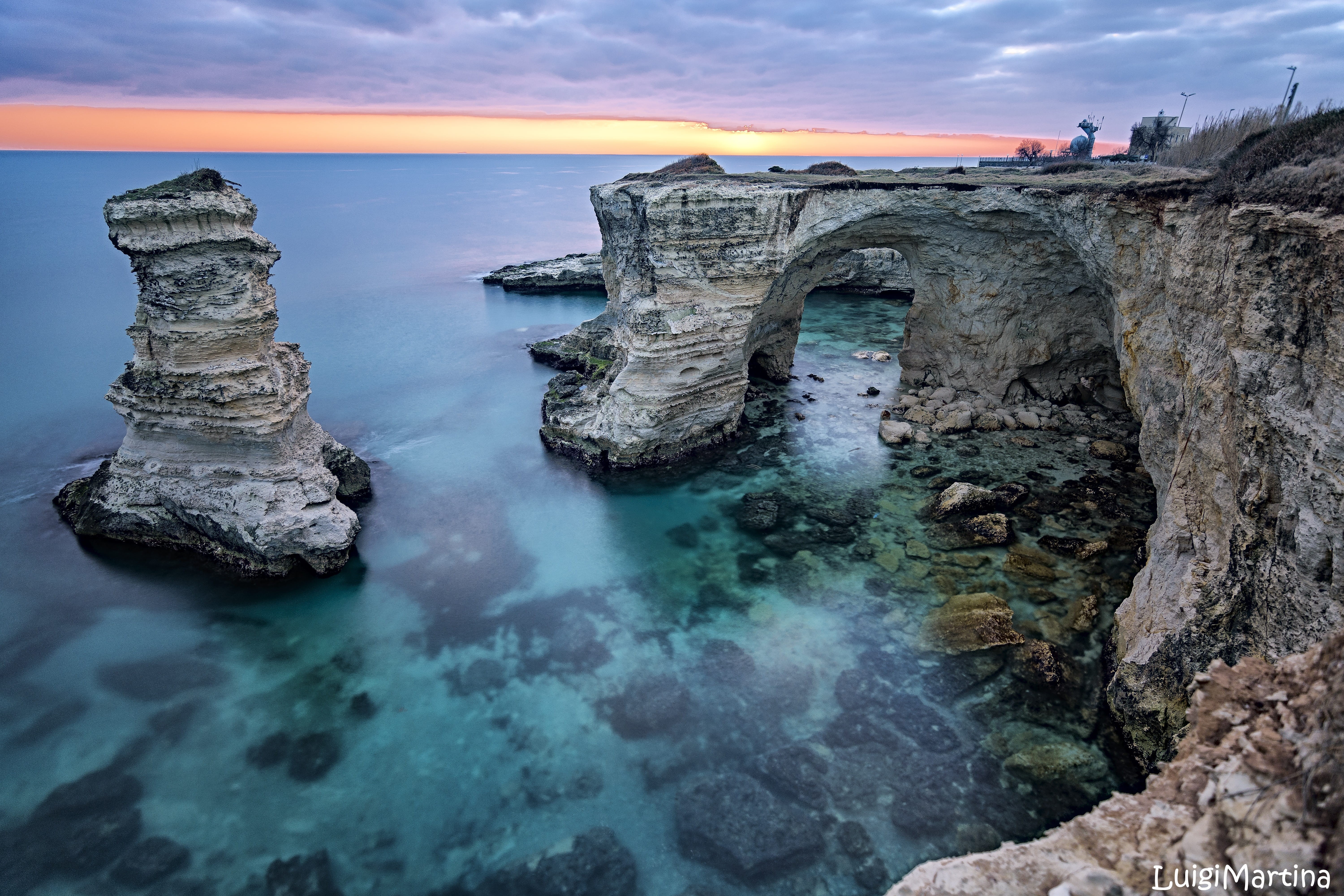 land, formation, mountain, sun, tranquility, holidays, lights, nature, rock, lecce, rock formation, scenics, arch, light, no people, body, outdoors, salento, HD Wallpaper