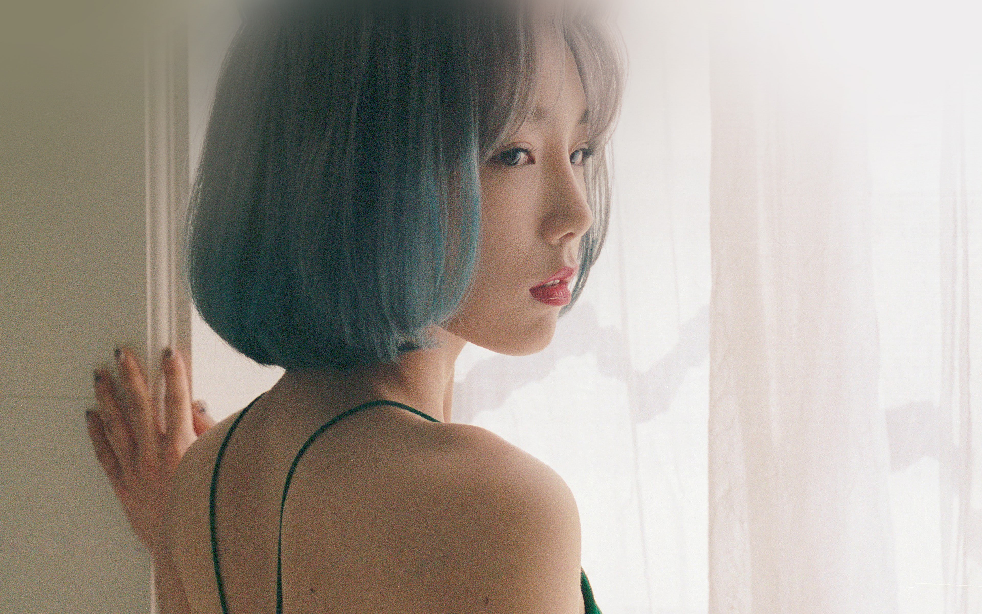 4K, kpop, morning, taeyeon, window, HD Wallpaper