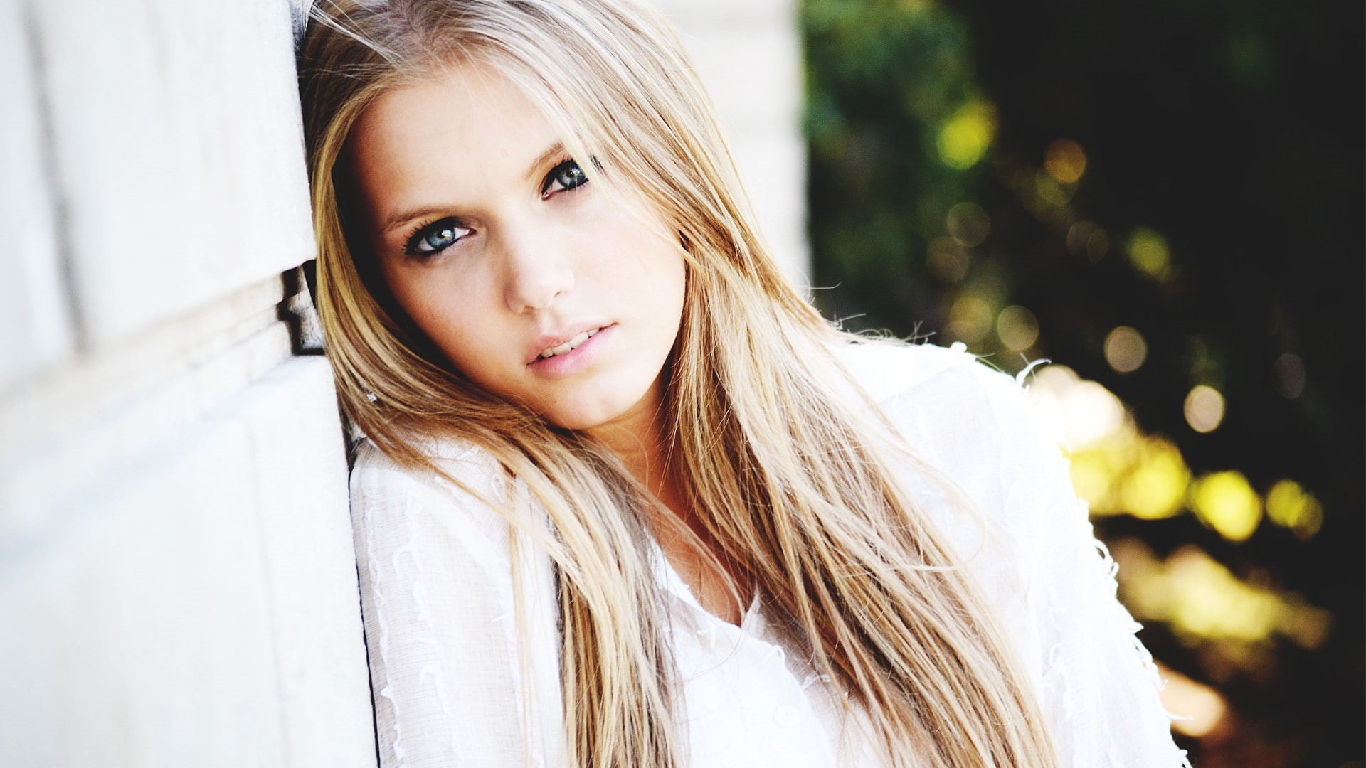 hot babes and girls, girl, 1080P, s, woman, white, gently, beautiful, dress, longsleeve, HD Wallpaper