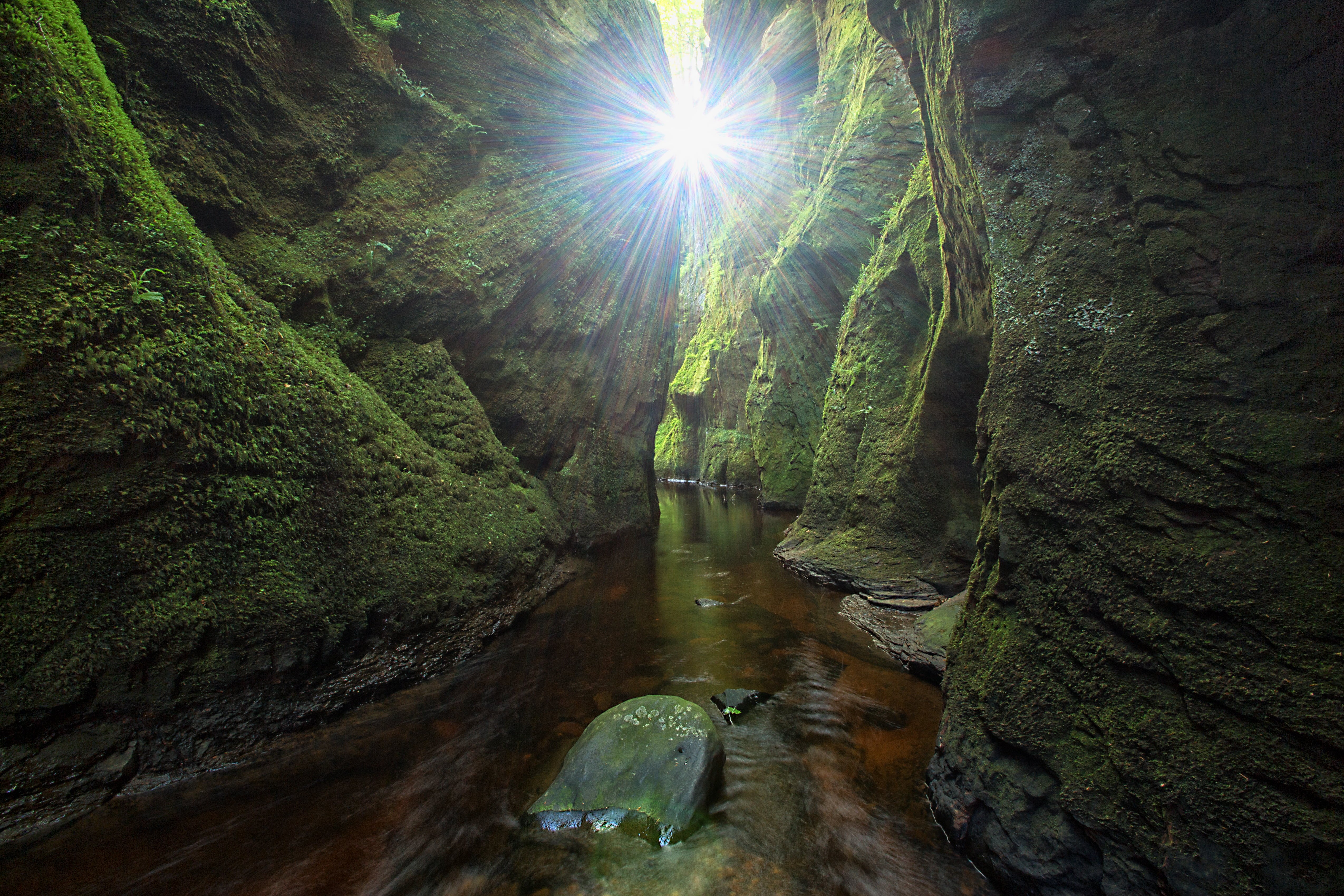 stream, Scotland, nature, green, formation, sunset, rock - Object, river, outdoors, waterfall, Devils Pulpit, forest, formation of rocks, tree, landscape, HD Wallpaper
