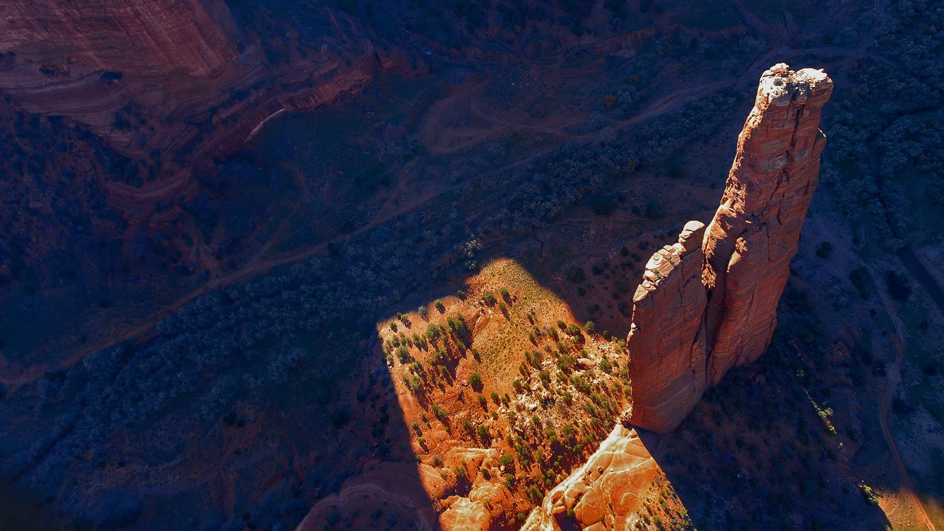 no people, beauty in nature, canyon, desert, arid climate, eroded, 1080P, climate, sunlight, shadow, cliff, tranquil scene, rock formation, geology, formation, HD Wallpaper