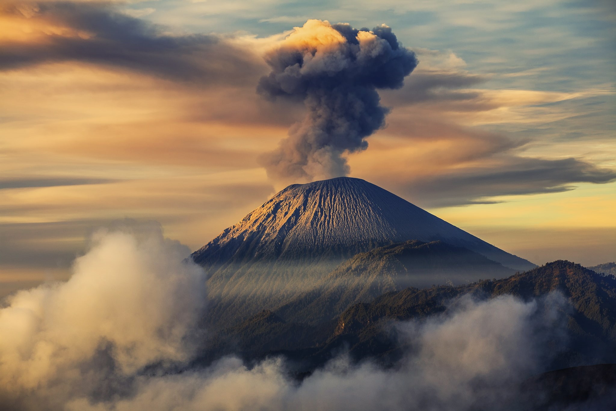 Tengger, Indonesia, semeru volcano, Semeru, volcanic complex-the Caldera TenGer, Java, 1080P, HD Wallpaper