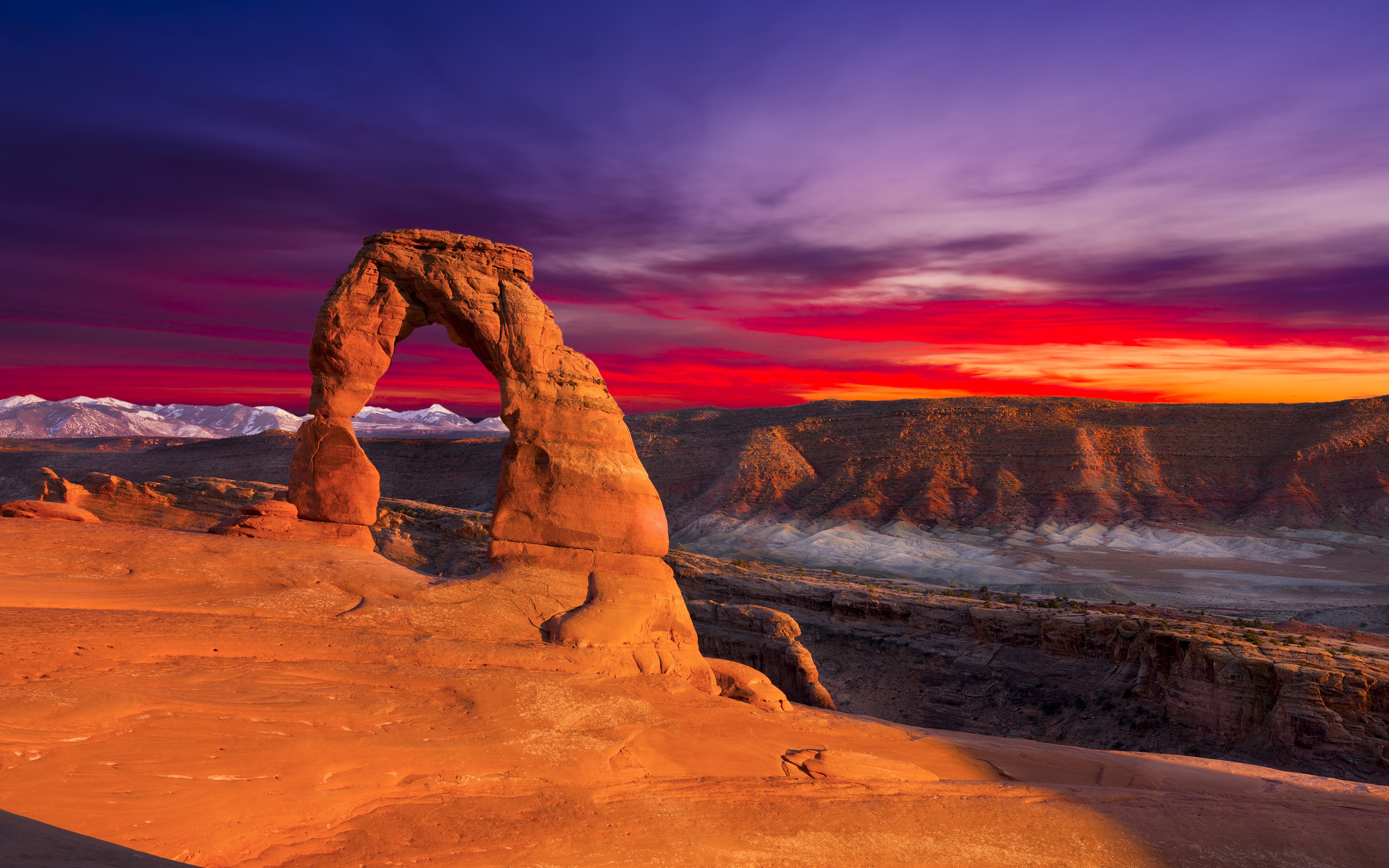 national, laptops, non-urban scene, landscape, delicate, physical geography, tranquility, cloud - sky, environment, red, park, arch, rock - object, outdoors, HD Wallpaper