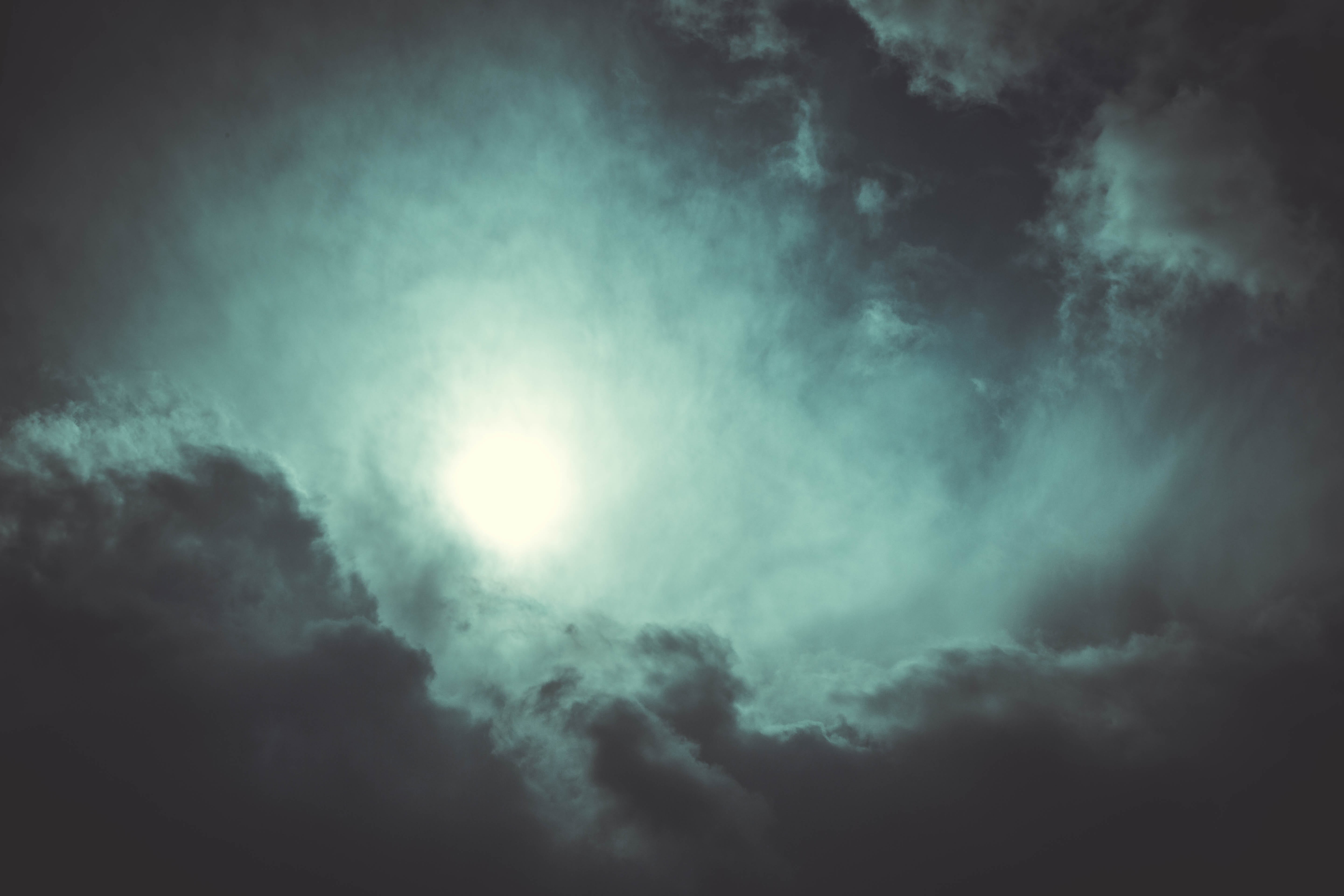 storm, spooky, moonlight, backgrounds, photo, dramatic, sky, tranquility, 5K, texture, no people, beauty in nature, cloudscape, cloudy, ominous, power in nature, HD Wallpaper