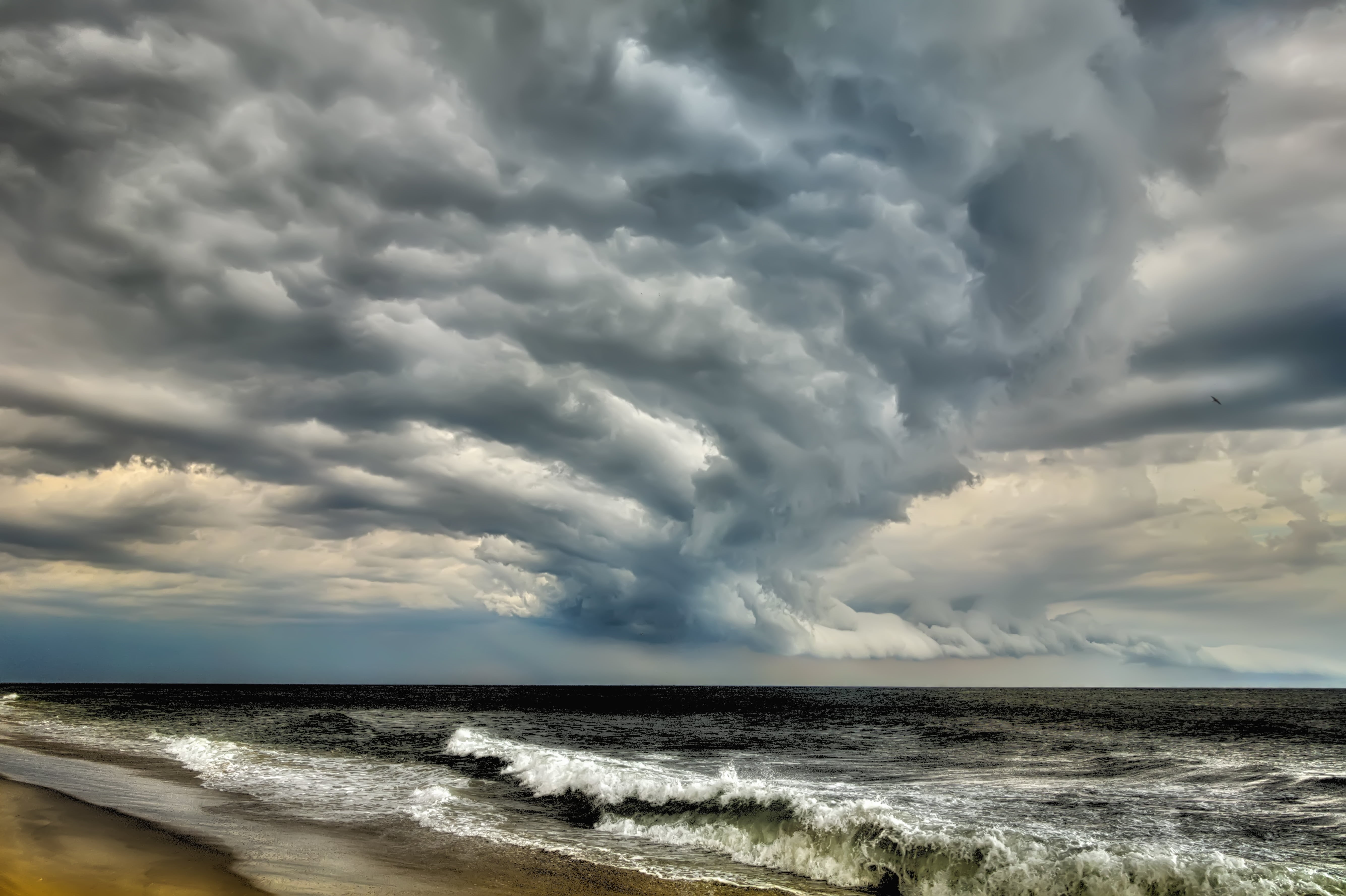 seascape, Seaside Park, HDR, wavy, storm, cloud - Sky, beach, 5K, overcast, water, sea, sky, nature, cloudy, coastline, weather, Sony RX100 III, scenics, HD Wallpaper