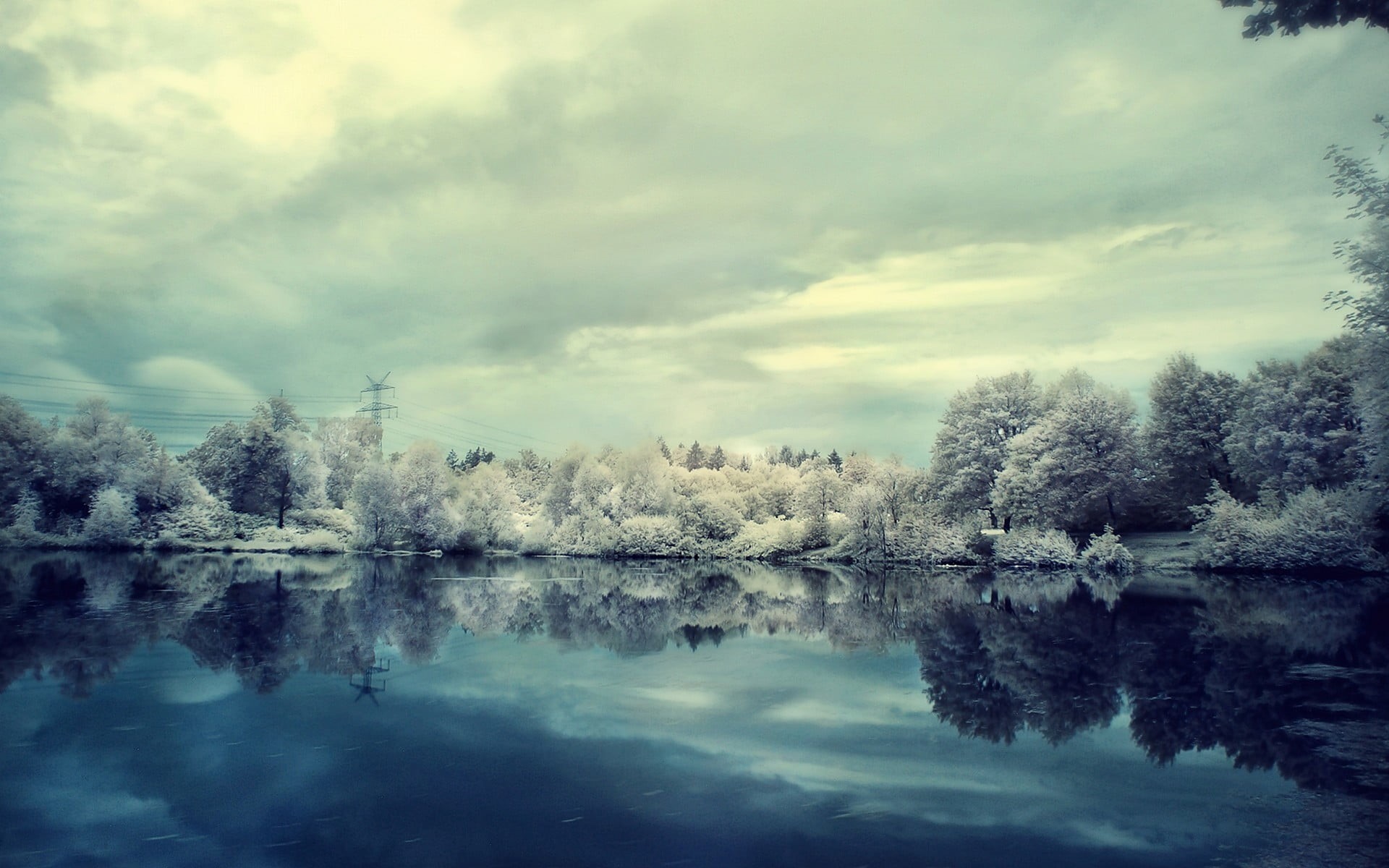 autumn, beauty In Nature, frost, cloud - Sky, sun, day, blue, lake, sky, forest, white, tranquility, cold - Temperature, morning, sunlight, reflection, HD Wallpaper