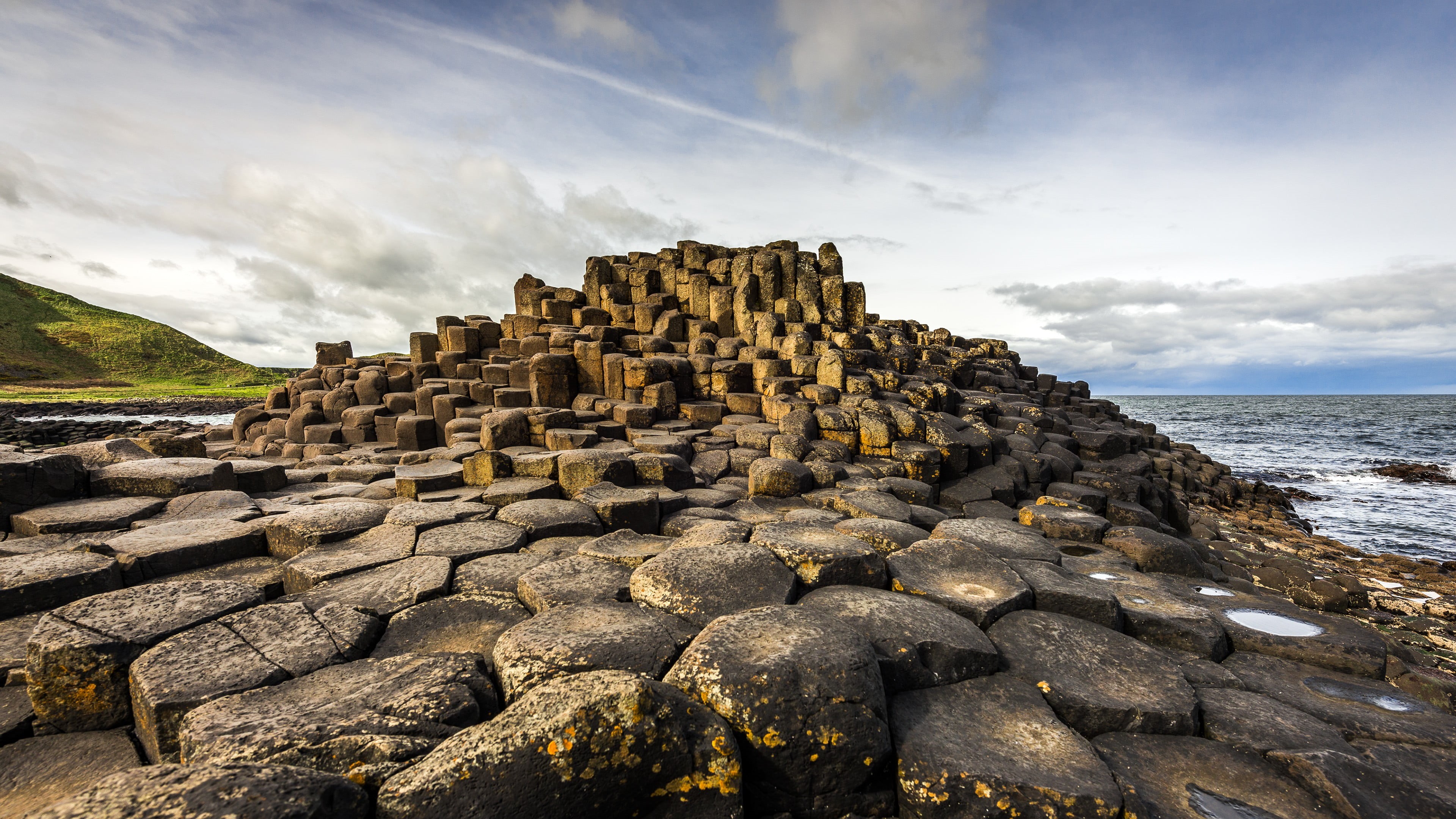 brown, clouds, Giants Causeway, tranquil scene, summer, rock formation, scenics - nature, old Ruin, 4K, concrete, nature, cultures, island, old, sea, travel, HD Wallpaper