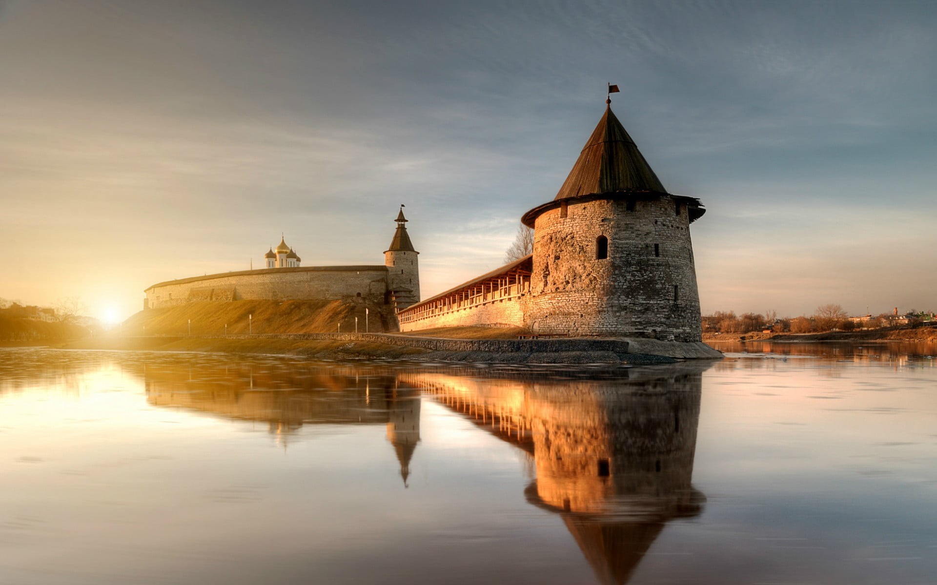 hills, Sun, sunset, belief, tourism, cloud - sky, castle, no people, lake, 1080P, built structure, sky, outdoors, trees, Russia, waterfront, spire, travel destinations, HD Wallpaper