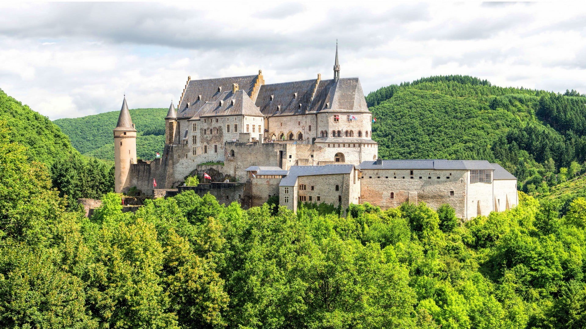 no people, architecture, Luxemburg, built structure, travel, nature, castle, building exterior, clouds, place of worship, plant, white, flag, gray, concrete, HD Wallpaper