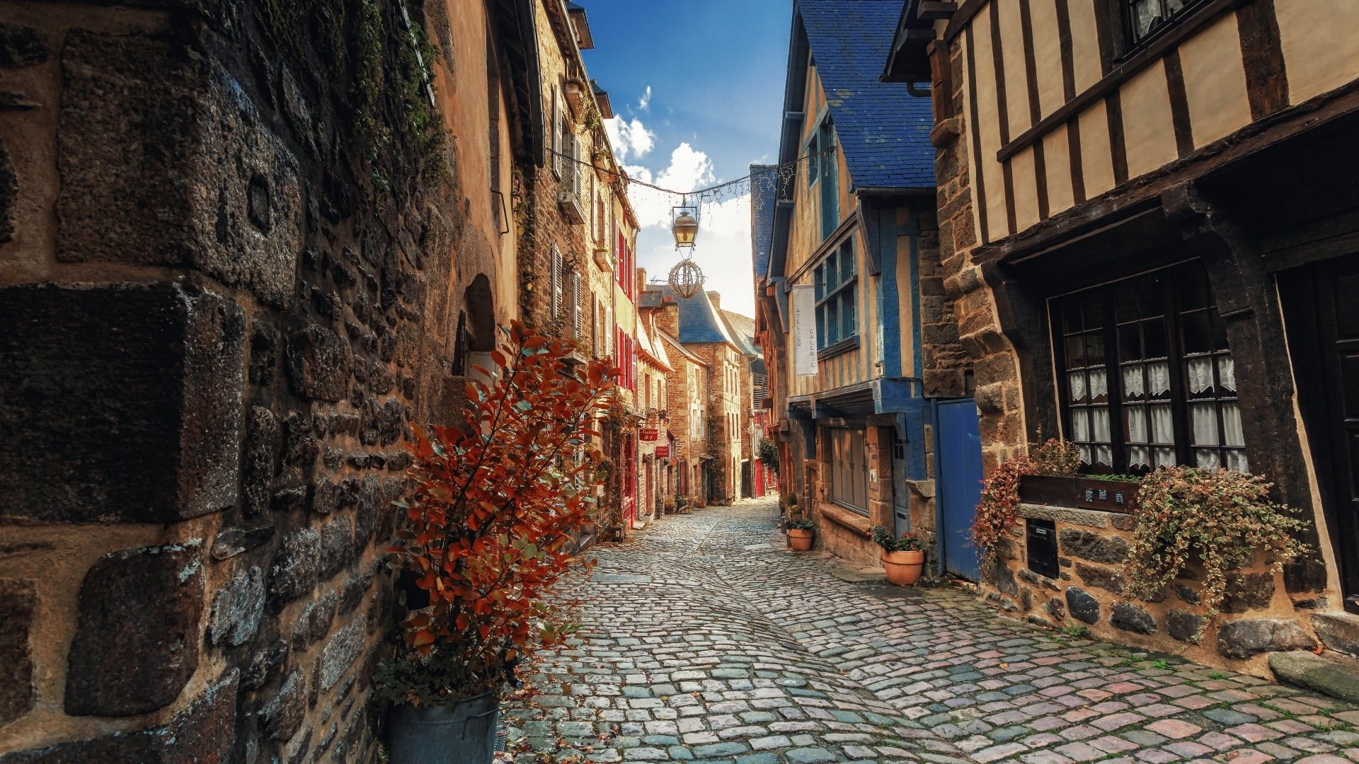 paving stone, street, street view, the way forward, narrow, no people, cobblestone, alley, france, city, 1080P, residential district, sky, neighbourhood, HD Wallpaper