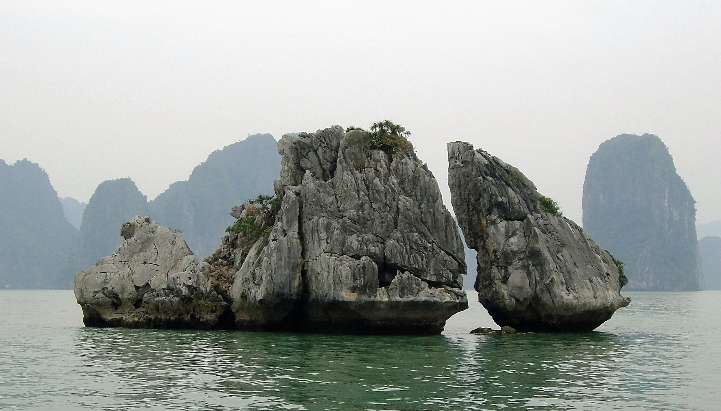 tranquility, no people, coastline, stack rock, eroded, rock formation, nature, island, land, scenics - nature, scenics, travel, cliff, reflection, non-urban scene, HD Wallpaper
