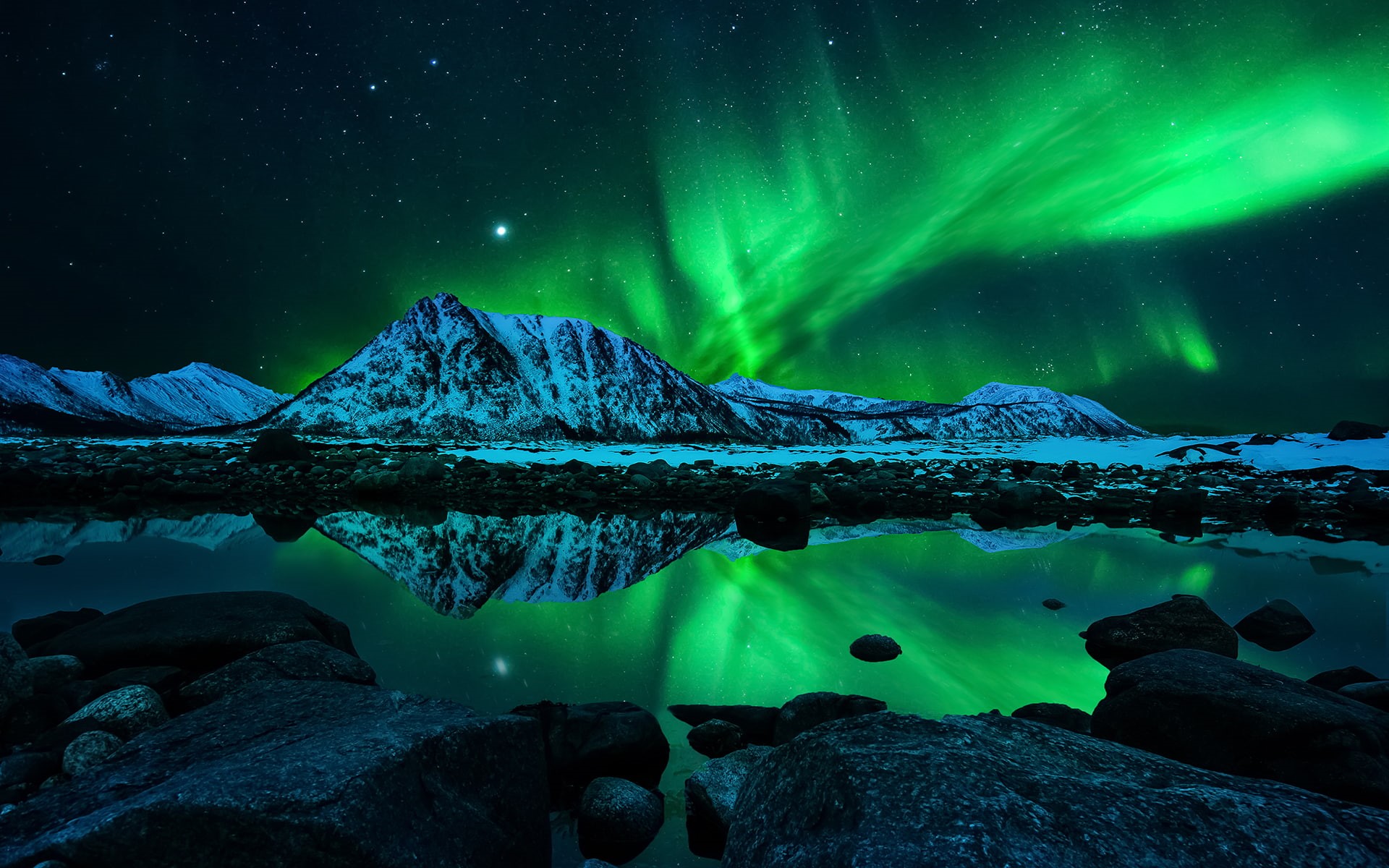 green, landscape, hd, pond, stones, reflection, aurora, nature, lights, northern, rocks, borealis, 1080P, night, mountains, HD Wallpaper