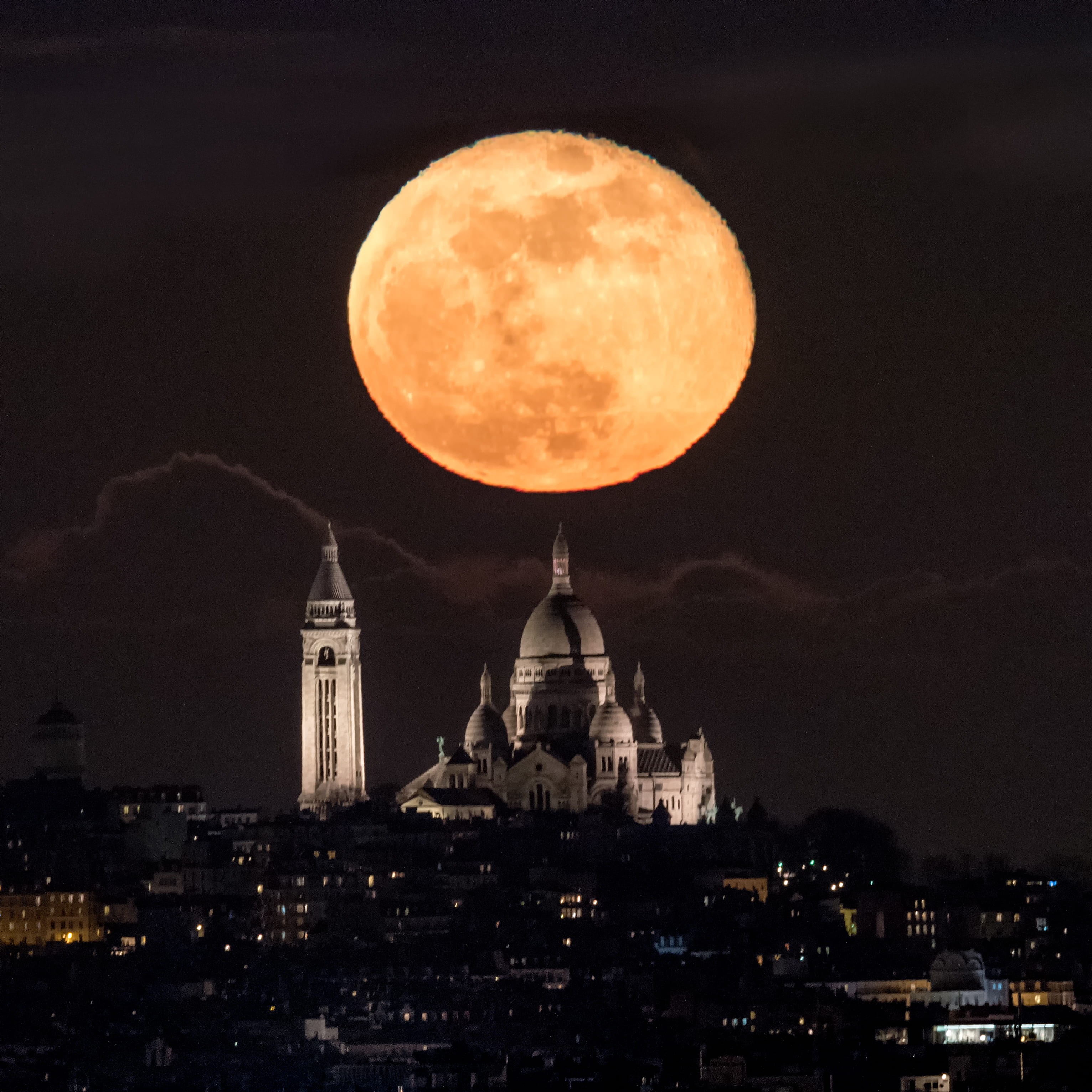 full, illuminated, astronomy, religion, full moon, night, spirituality, no people, dark, travel destinations, cityscape, sky, building exterior, built structure, Phone HD Wallpaper