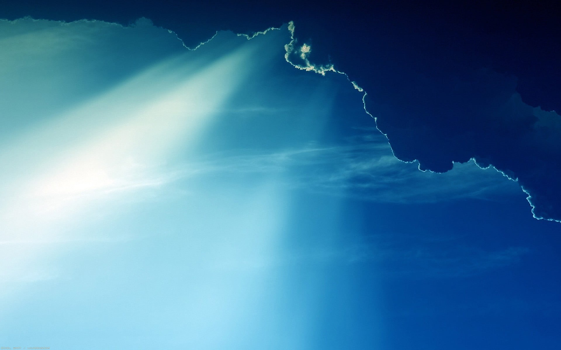cloud - sky, meteorology, copy space, clouds, low angle view, sunbeam, no people, 1080P, cloudscape, blue, tranquility, power in nature, tranquil scene, HD Wallpaper