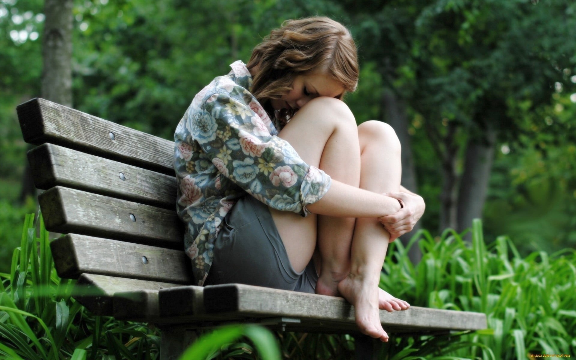 plant, blouses, 1080P, sleeved, long hair, innocence, sad, nature, seat, shirt, day, green, women, childhood, floral, child, green color, bench, wood - material, HD Wallpaper
