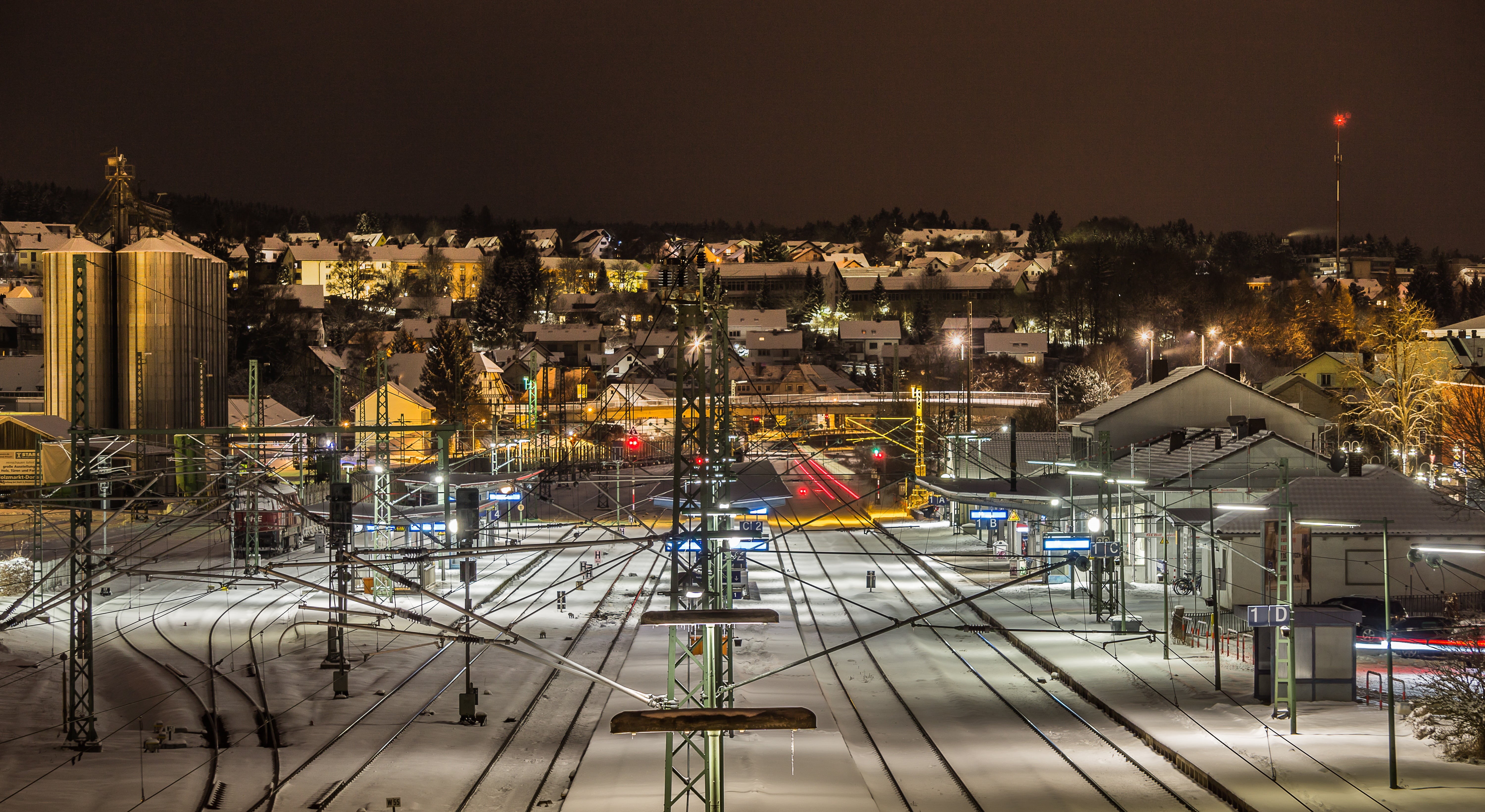 cityscape, lettering, arts culture and entertainment, rail traffic, time, bus, tram, farewell, bus station, nature, red train, platform, bus stop, track, HD Wallpaper