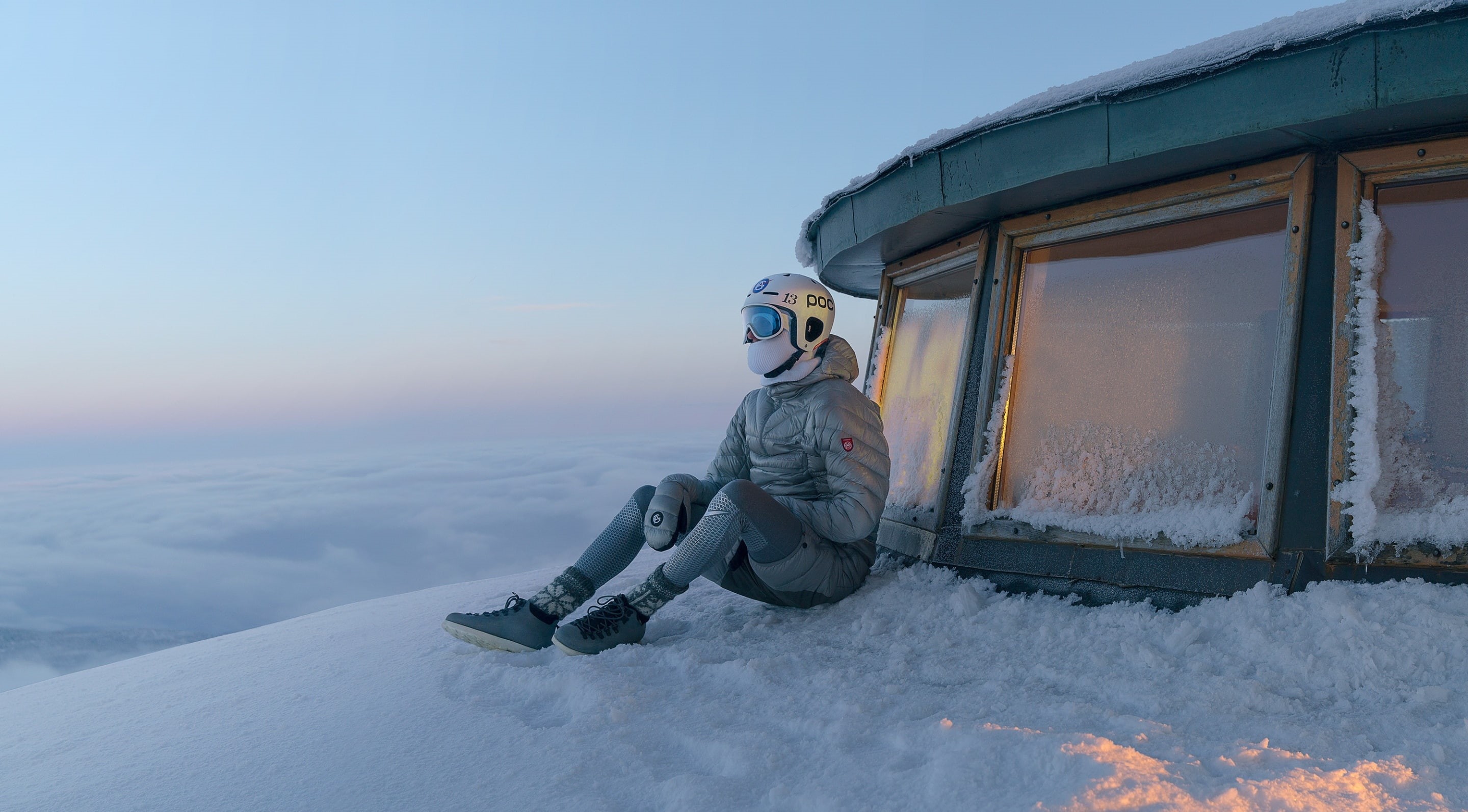 Sports, Clouds, Mystique, nature, Space, anomaly, architecture, conceptual, 2K, building exterior, high, zingcold, sitting, men, mountain, keepingwarm, HD Wallpaper
