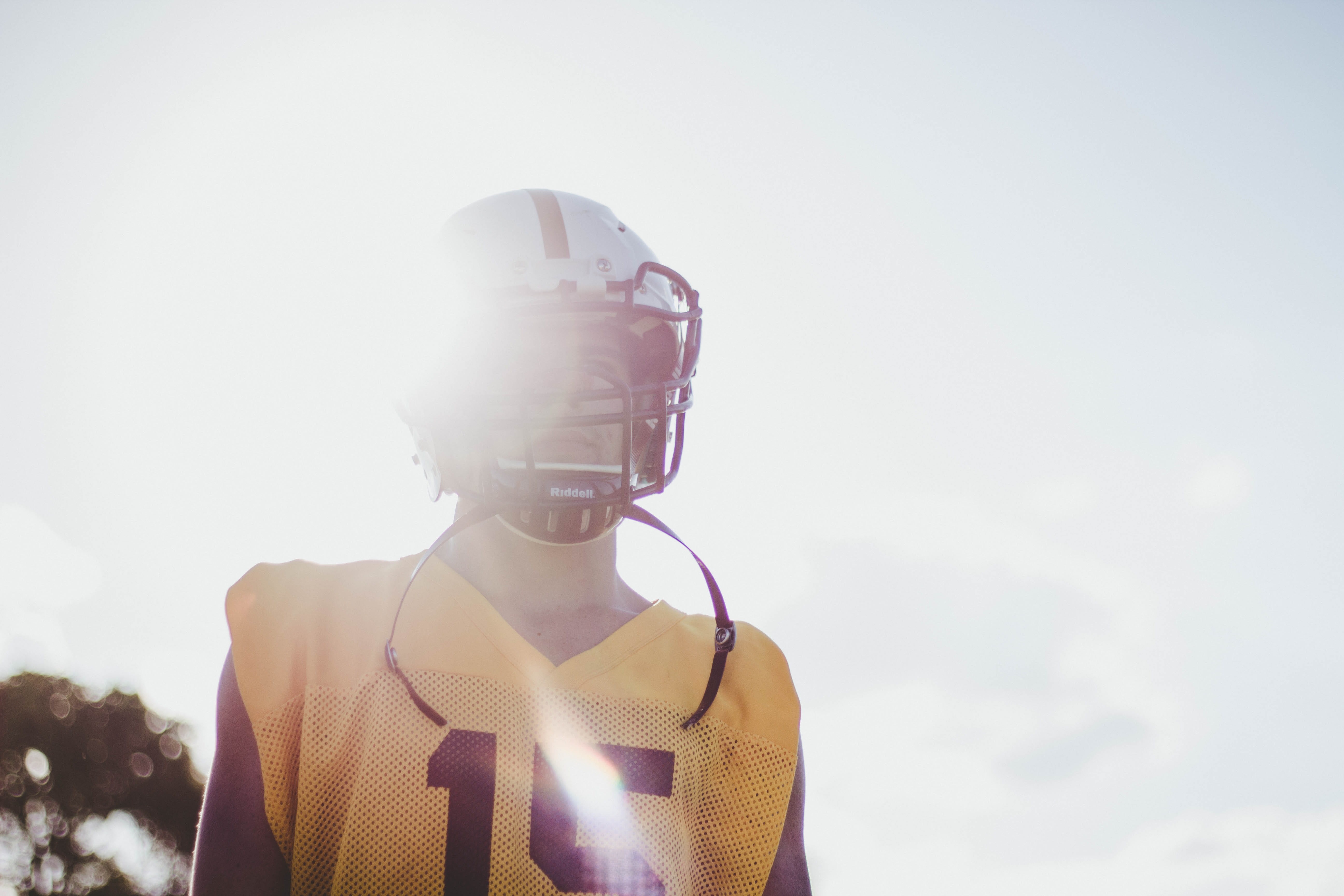 15, sunshine, fall, sunlight, nature, copy space, helmet, front view, headshot, sports clothing, male, back lit, adult, shirt, exercising, clothing, one person, HD Wallpaper