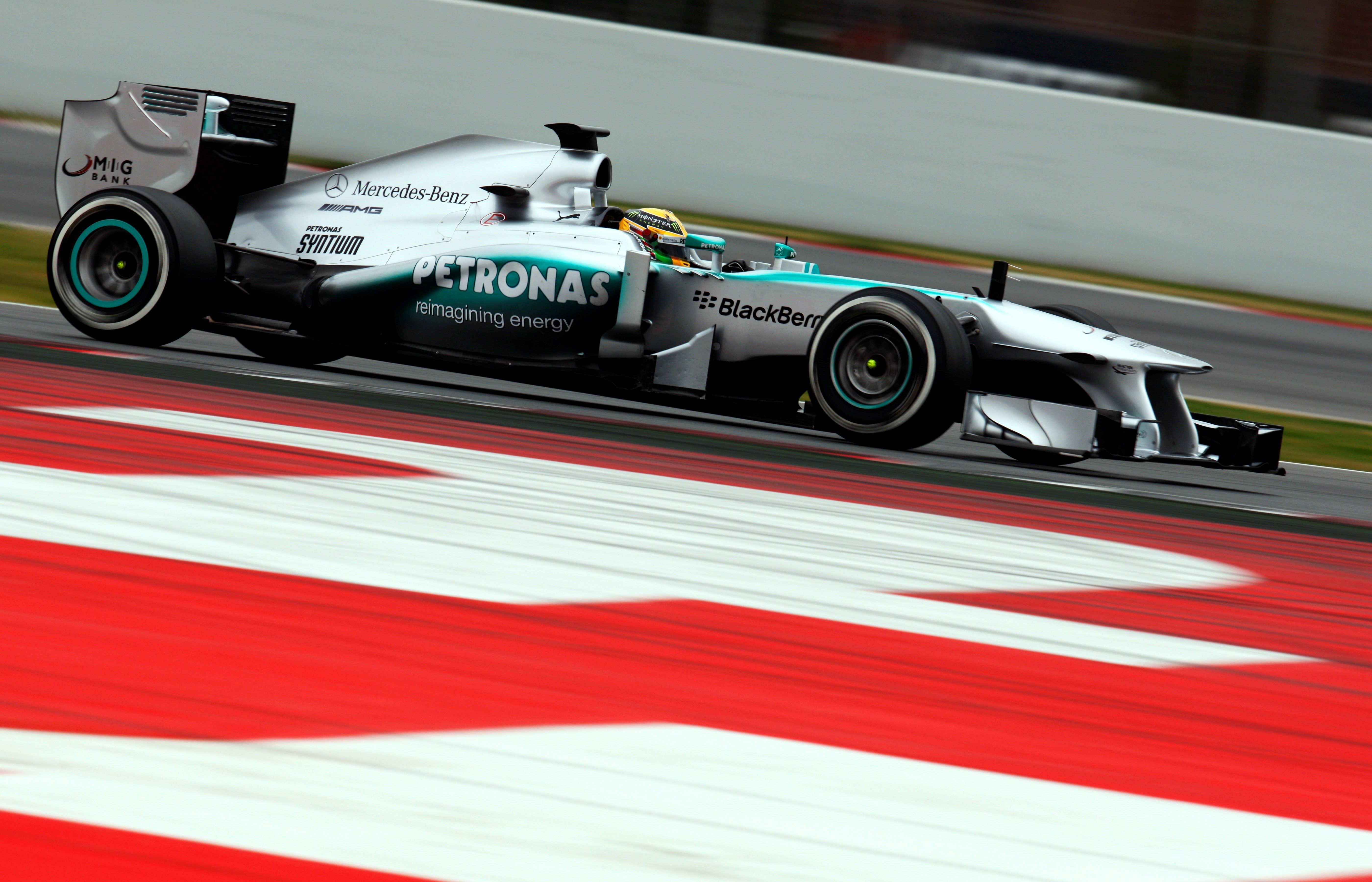 arts culture and entertainment, competition, no people, f, sports race, speed, Lewis Hamilton, Formula 1, technology, benz, Mercedes-Benz, mercedes, table, HD Wallpaper