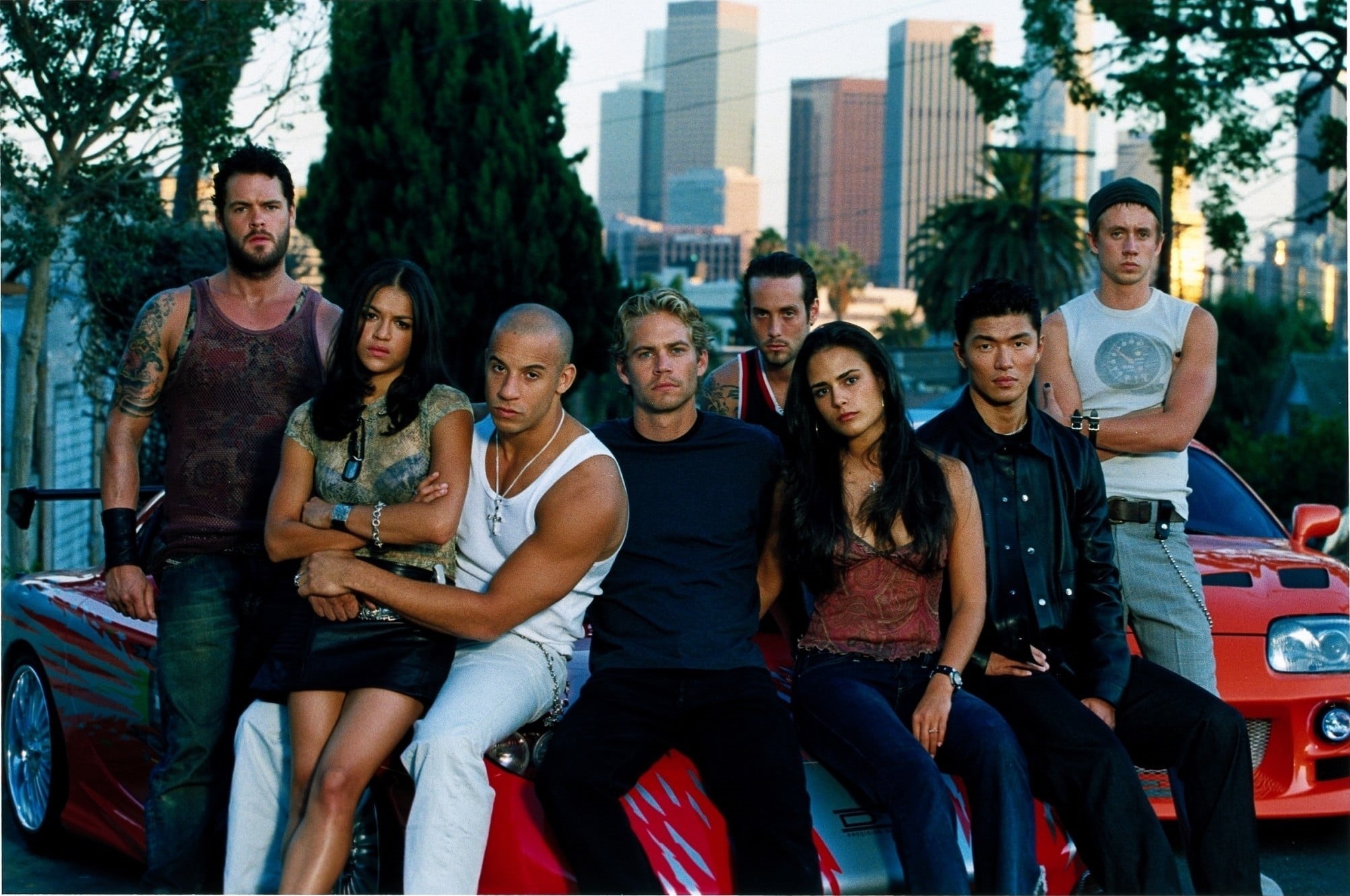 teenage boys, furious, young men, mature men, young women, front view, males, fast, happiness, Vin Diesel, Fast and Furious, three quarter length, architecture, HD Wallpaper