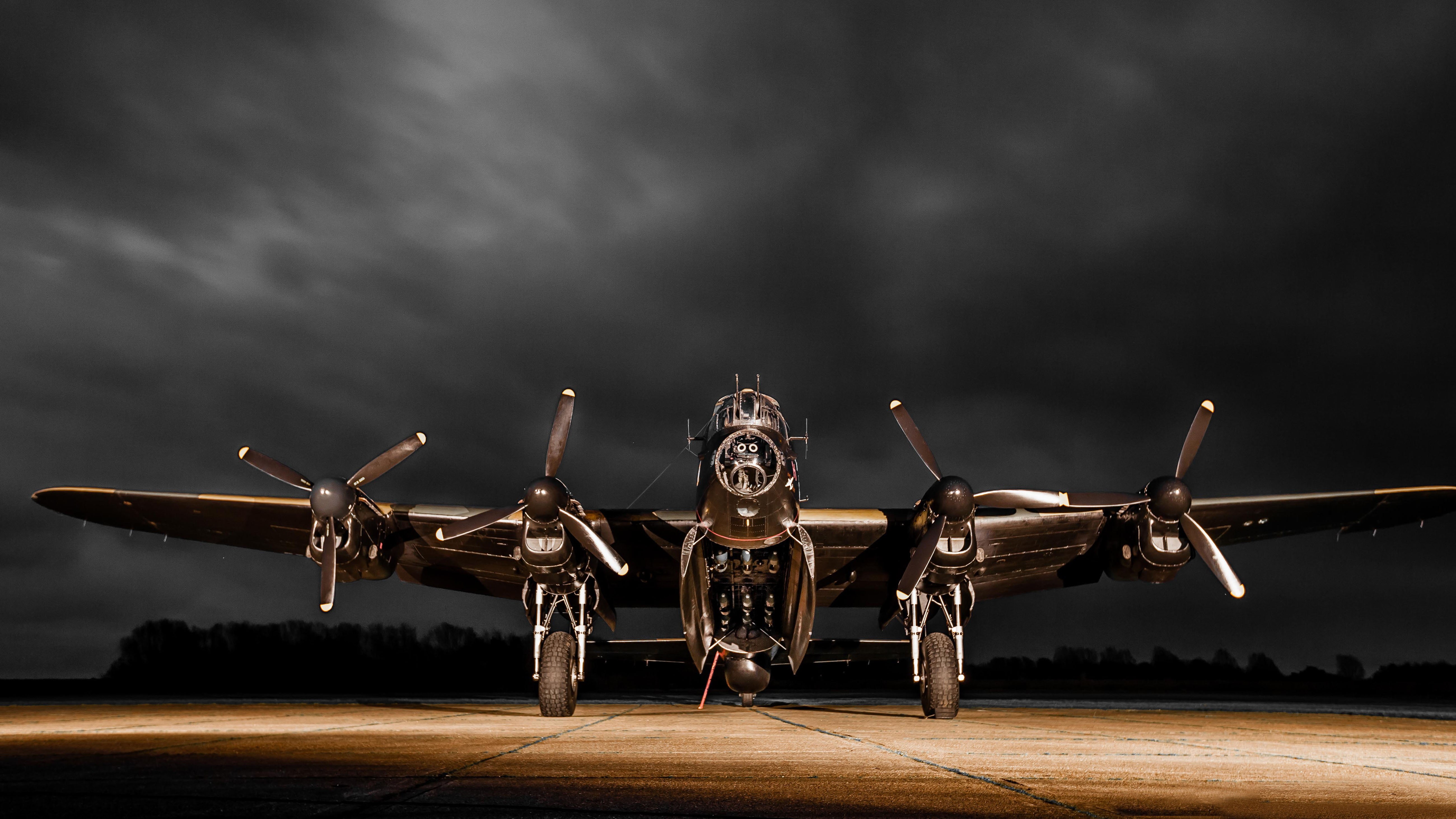 ominous, tablet, transportation, pc, mode of transportation, airport runway, outdoors, bomber, airport, dramatic sky, 5K, front view, cloud - sky, canadian, HD Wallpaper