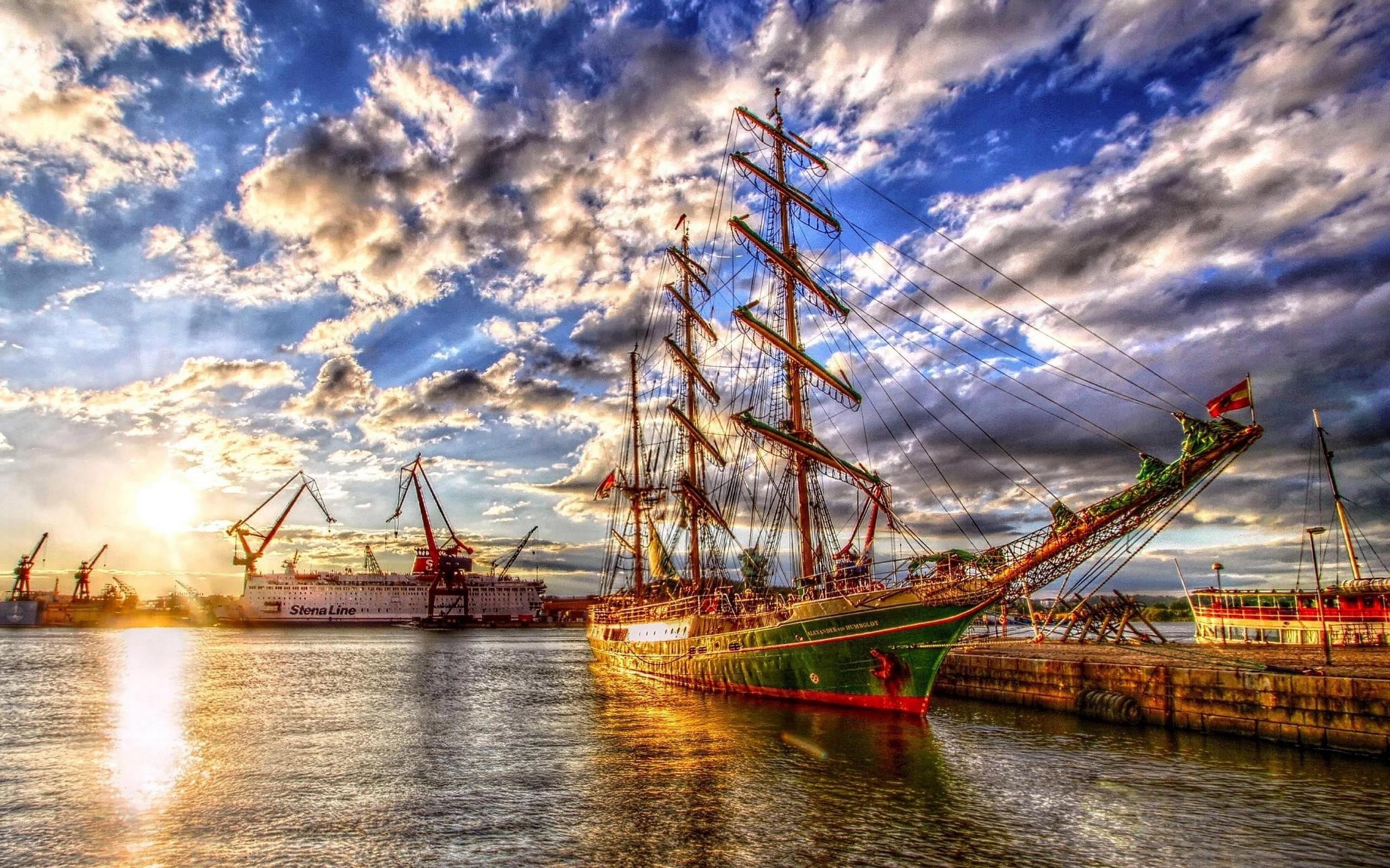 commercial dock, no people, 2K, green, ship, sky, harbor, cloud - sky, sailing ship, sea, business, brown, mode of transportation, fishing boat, crane - construction machinery, HD Wallpaper