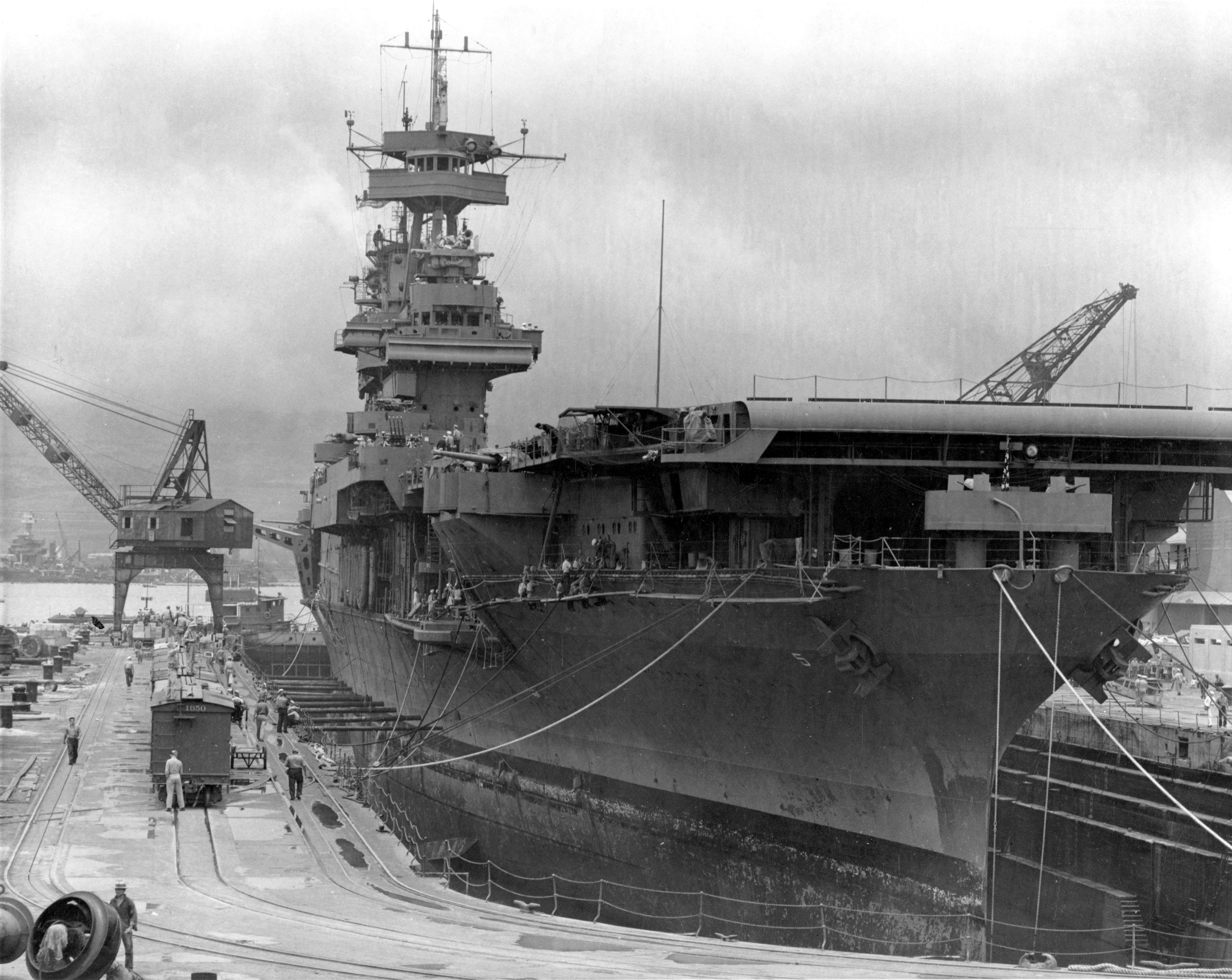 yorktown, battle, ww ii, sky, vintage, public domain, USS Yorktown, industry, ii, ww2, world, concepts And Ideas, shipping, military Ship, uss, machinery, HD Wallpaper