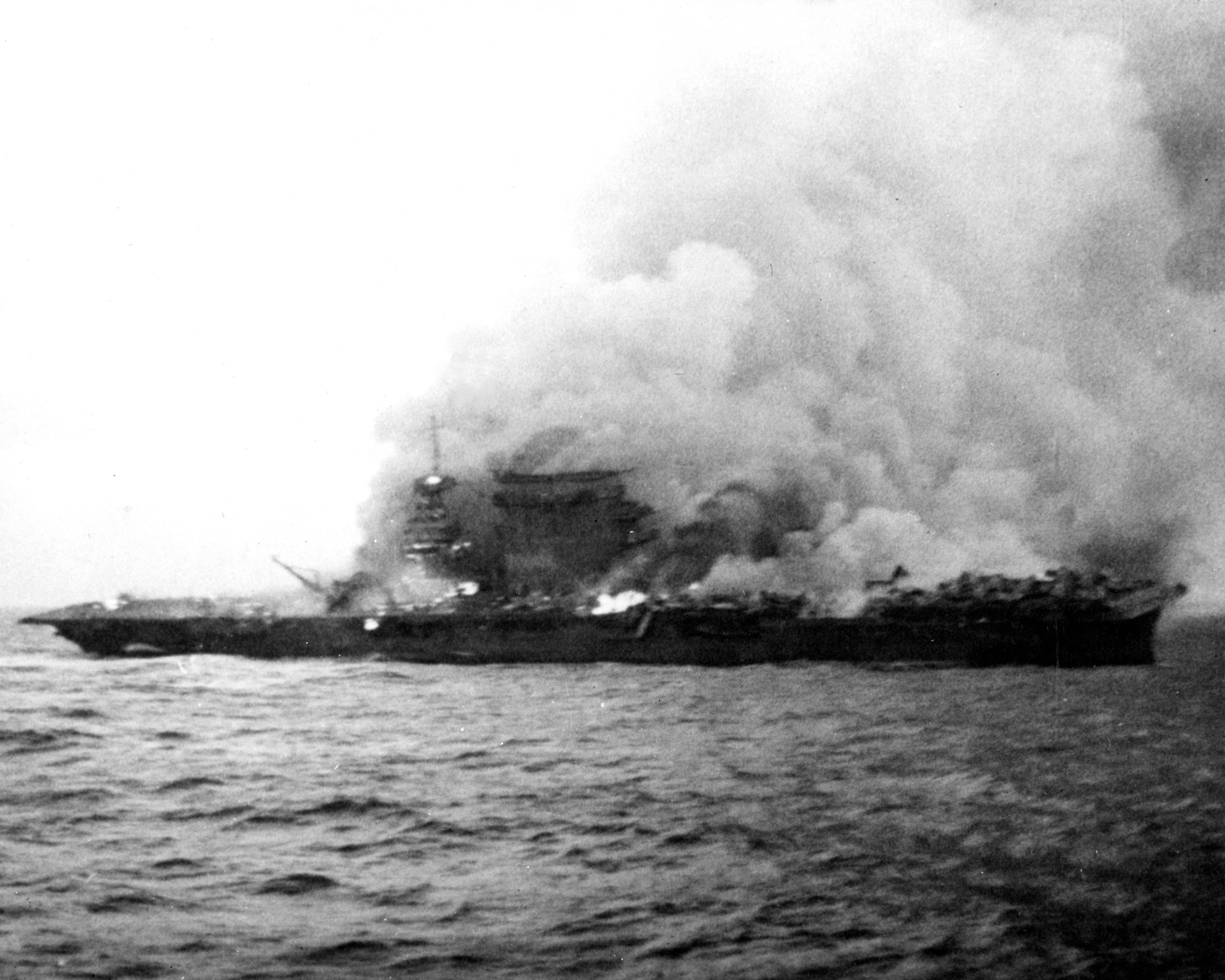 ww2, coral, Lexington, wave, war, world, power, water, 4K, no people, nautical vessel, ww ii, waterfront, World War II, accidents and disasters, Sea, motion, HD Wallpaper