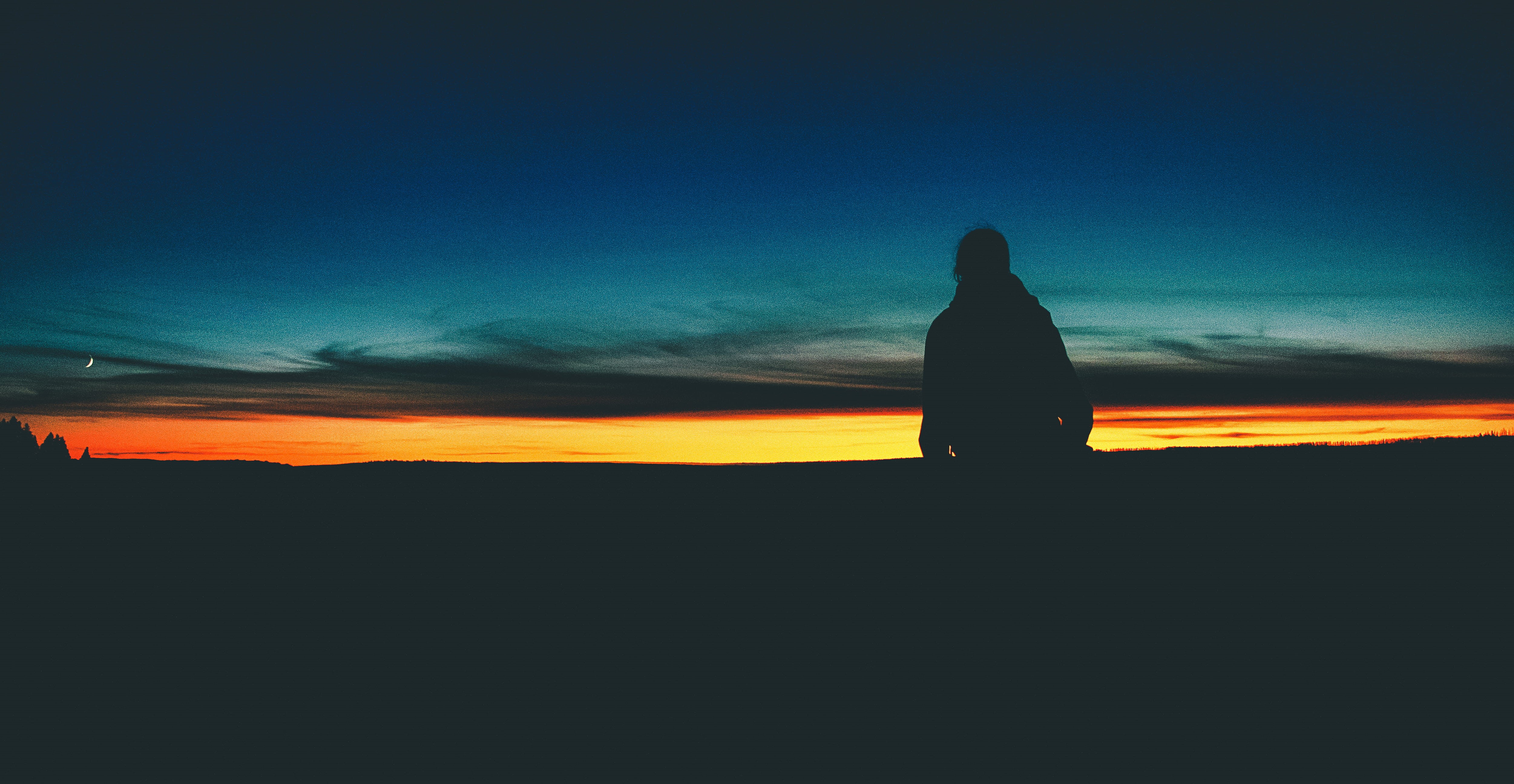 sunsrise, tranquil scene, tranquility, horizon, orange color, leisure activity, men, back Lit, person, looking at view, lifestyles, standing, real people, HD Wallpaper