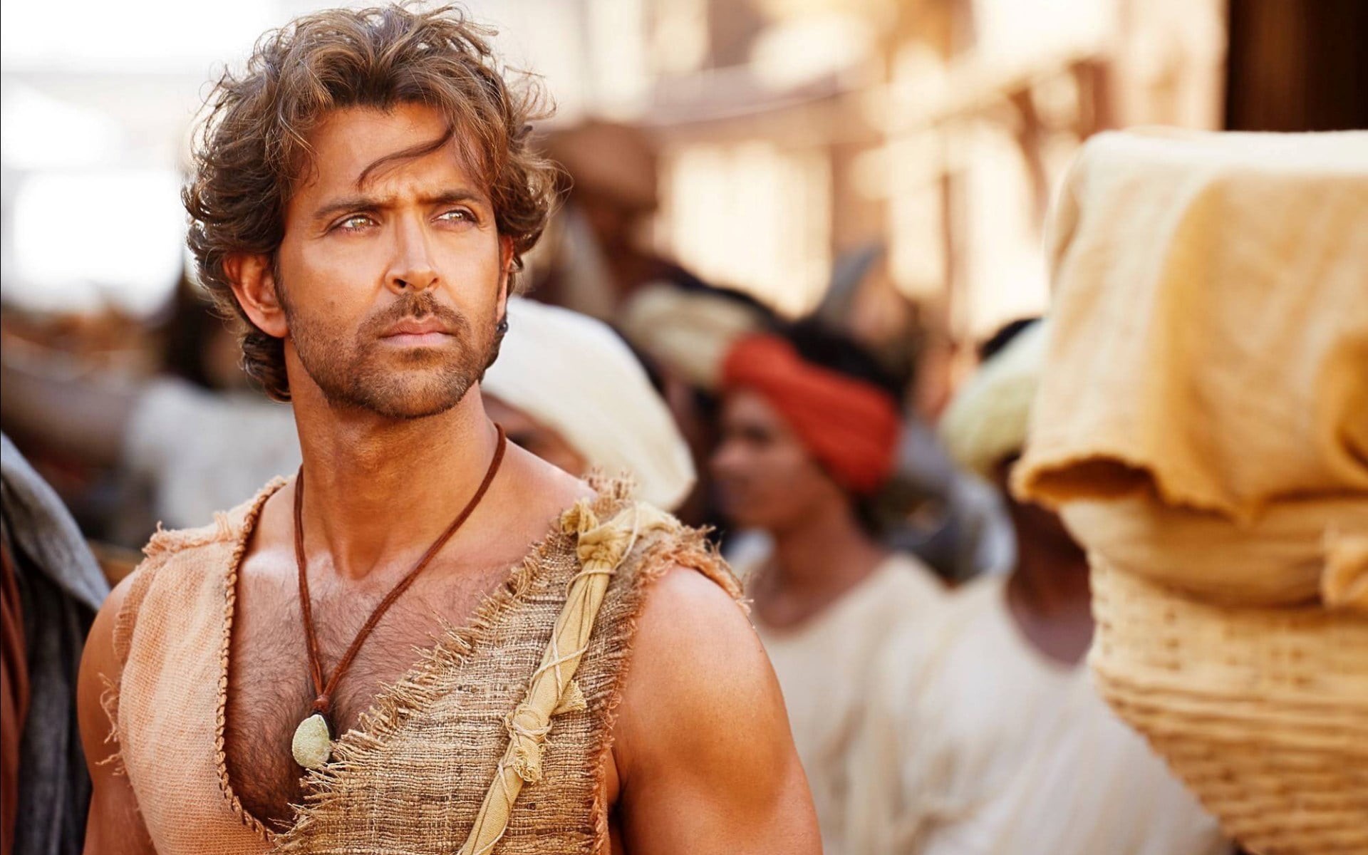 contemplation, looking at camera, 1080P, brown hair, headshot, daro, men, young adult, top, day, sleeveless, bollywood, adult, males, hrithik, women, incidental people, HD Wallpaper