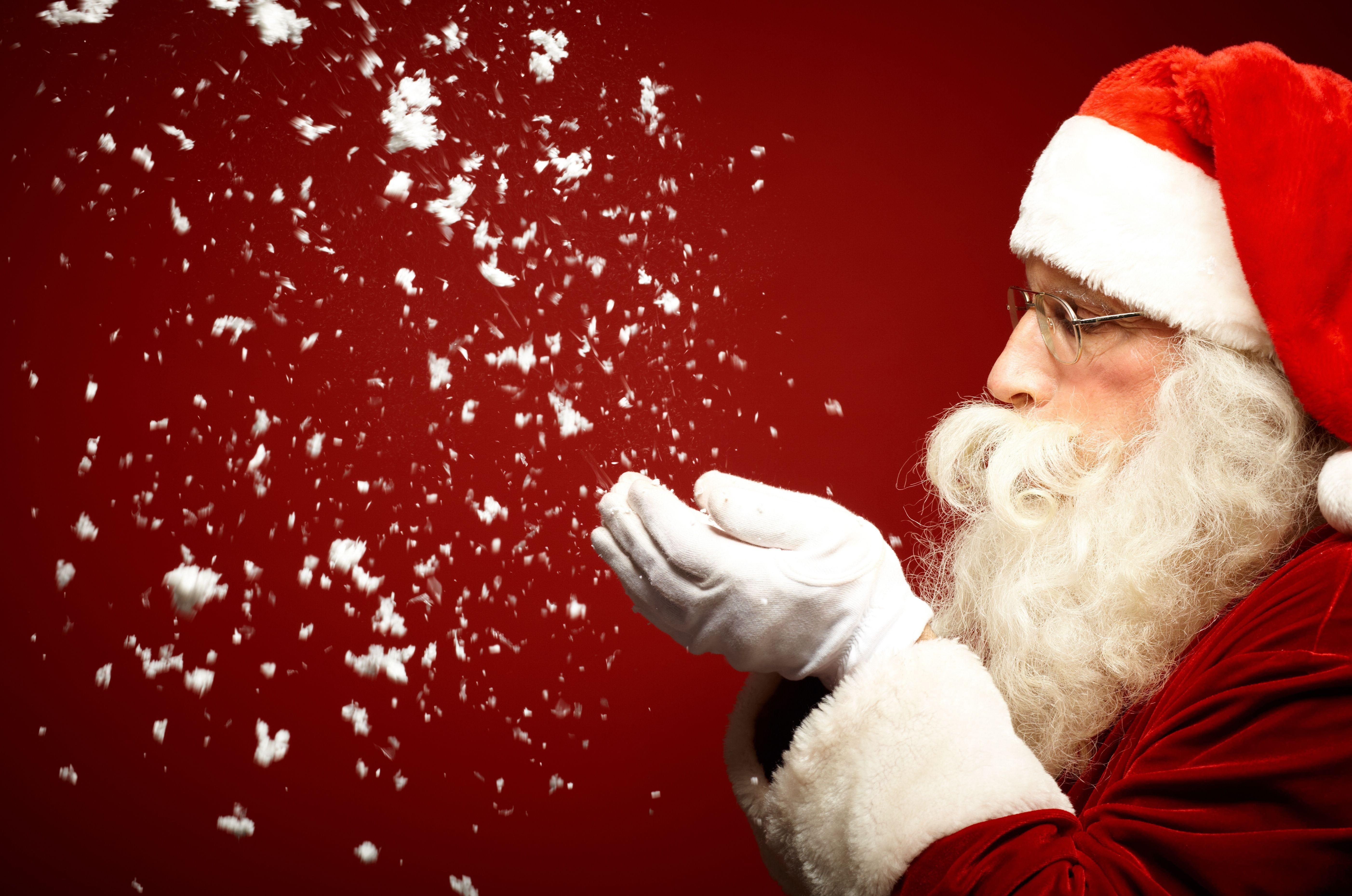 snow, hands, santa, christmas, claus, 5K, holiday, santa claus, HD Wallpaper