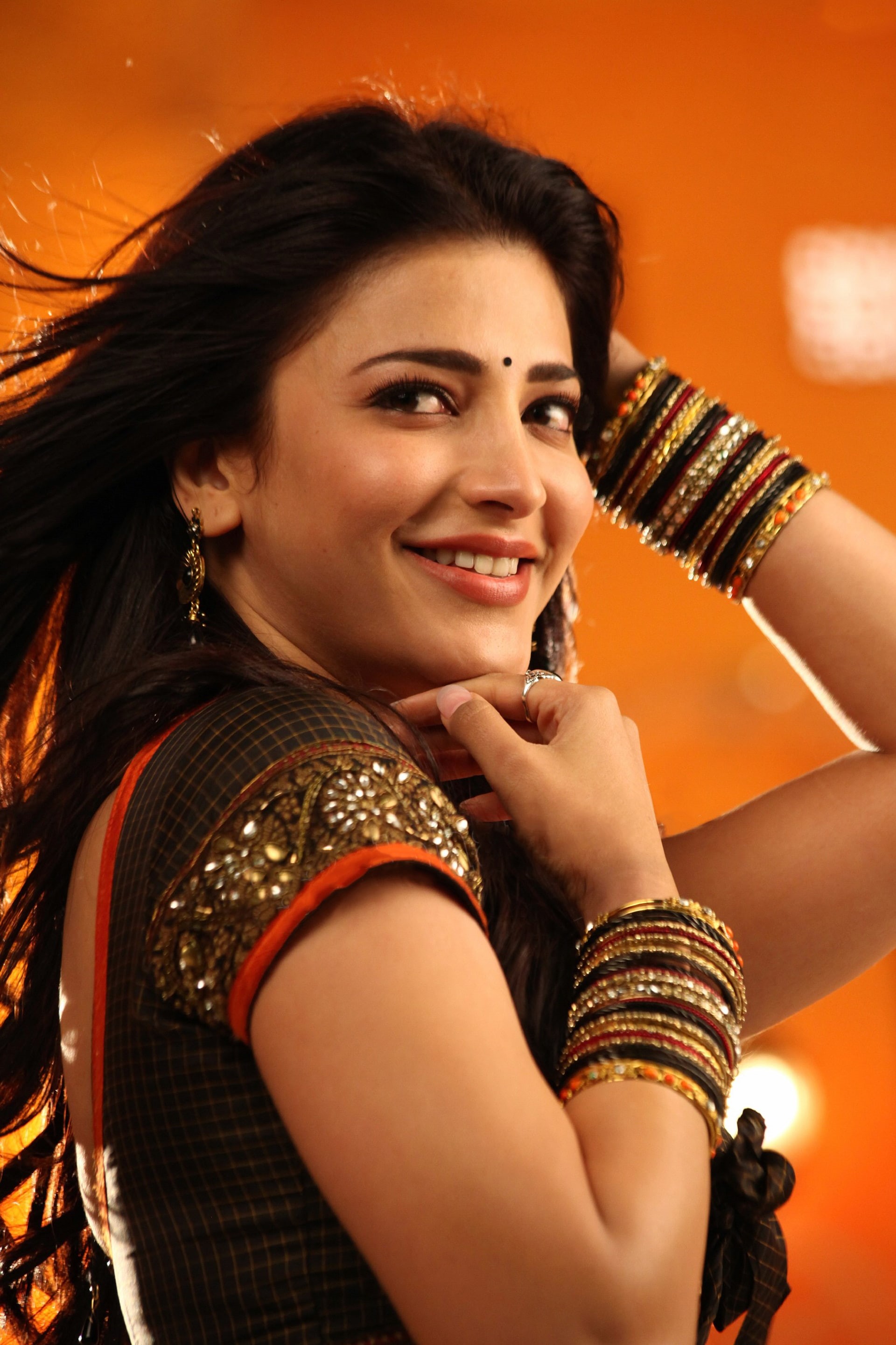 2K, photoshoot, shruti, smile, haasan, Phone HD Wallpaper