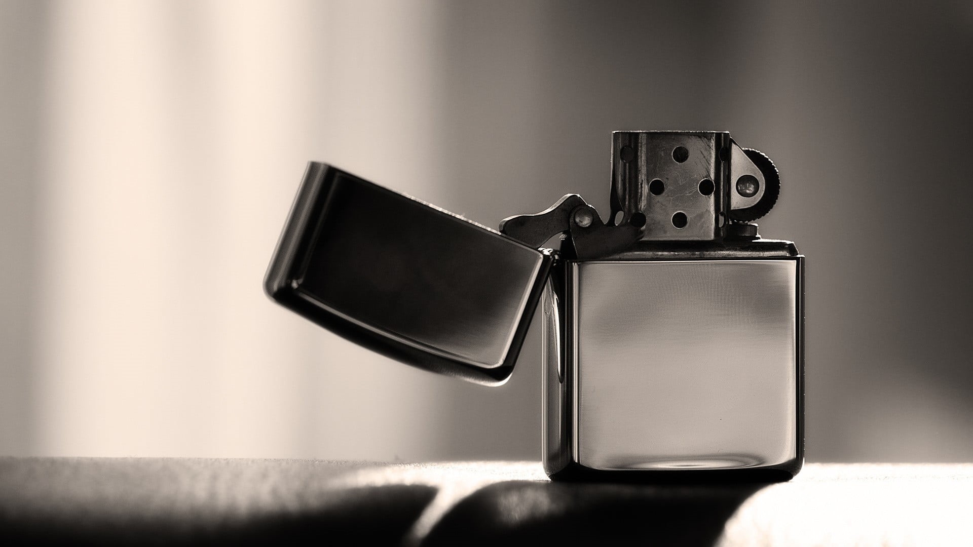 old, untitled, drink, simplicity, closeup, domestic room, macro, table, monochrome, backgrounds, indoors, black Color, communication, silver, still life, HD Wallpaper