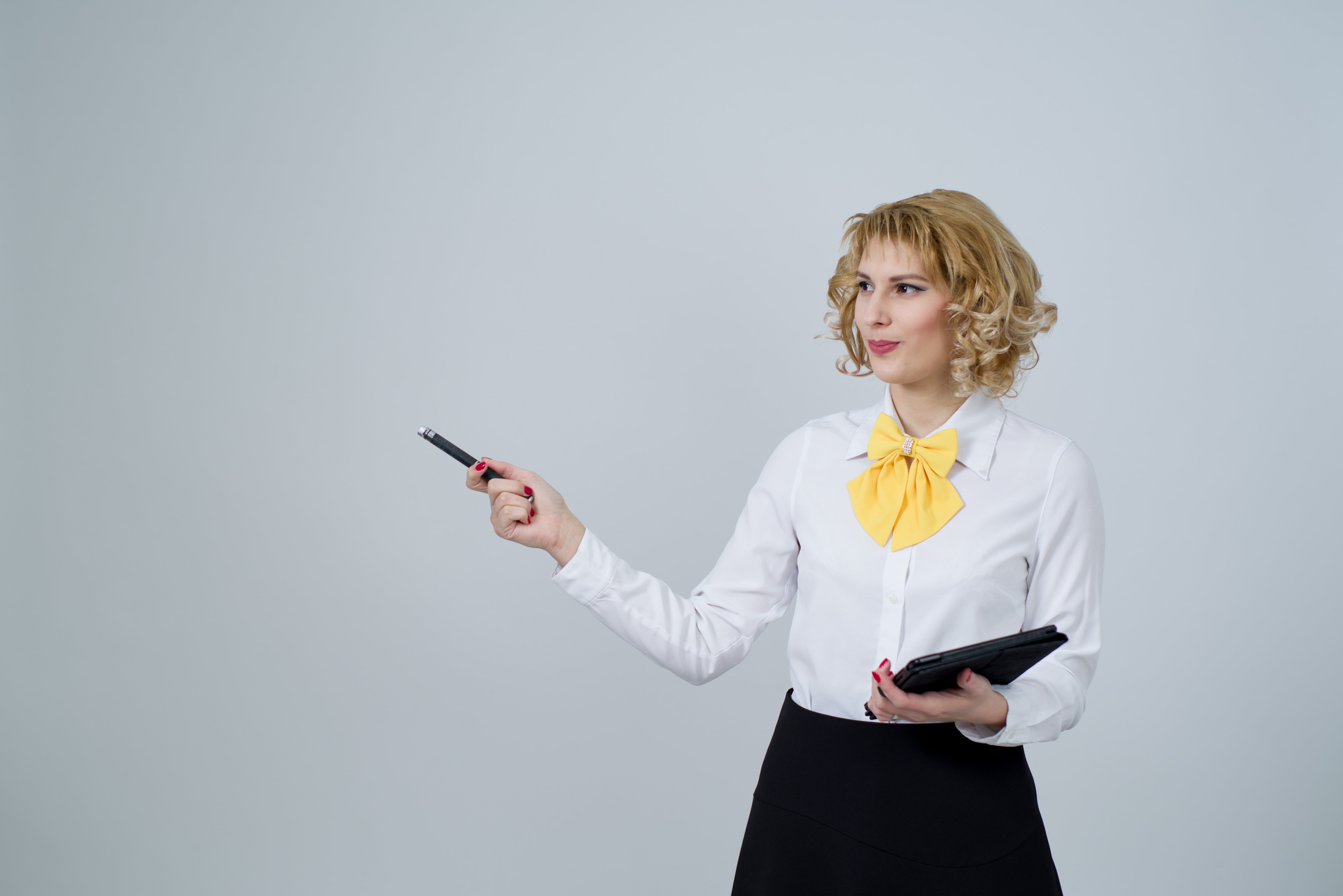 vintage, one young woman only, business photographer, teamwork, standing, job, men, wireless technology, business lady, worker, office, gray background, HD Wallpaper