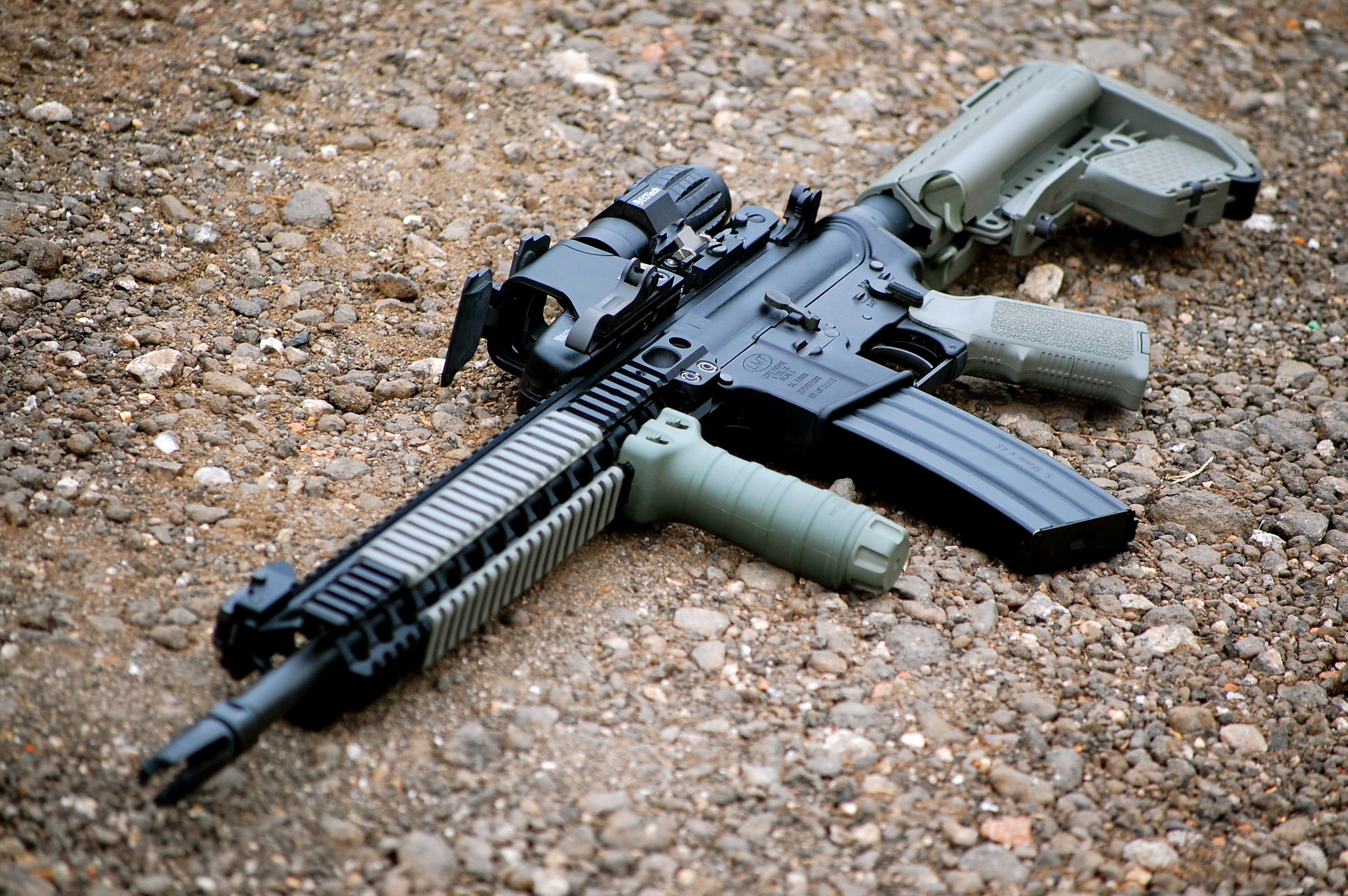 strategy, power, special, aggression, sniper, day, desert, military, army, infantry, black, outdoors, violence, AR-15, no people, security, 2K, gray, gun, HD Wallpaper