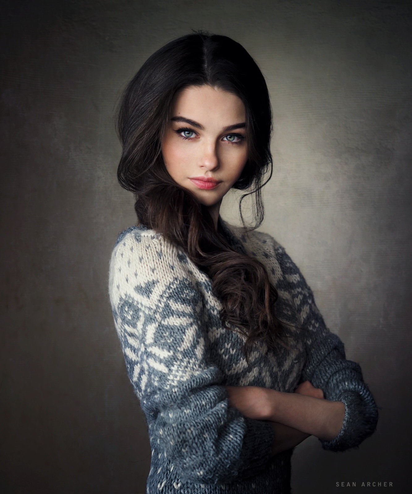 looking at camera, one person, beauty, fashion, women, blue eyes, 500px, young adult, indoors, 720P, studio shot, adult, hair, hairstyle, lipstick, Bogdana, Phone HD Wallpaper