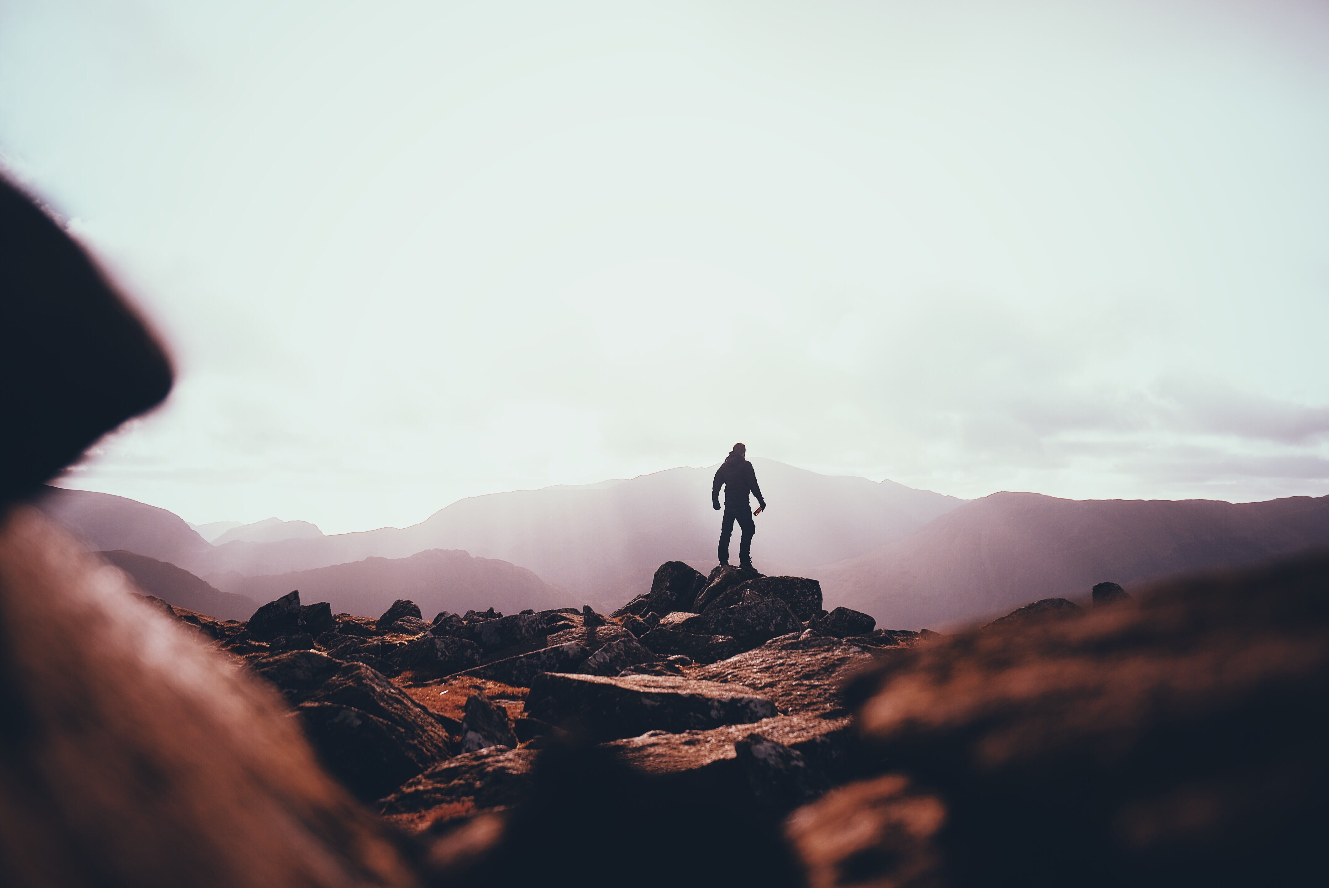 landscape, man, activity, mountain range, two people, scenics - nature, person, beauty in nature, standing, adult, sky, outdoors, rock, cliff, 4K, mountain, HD Wallpaper