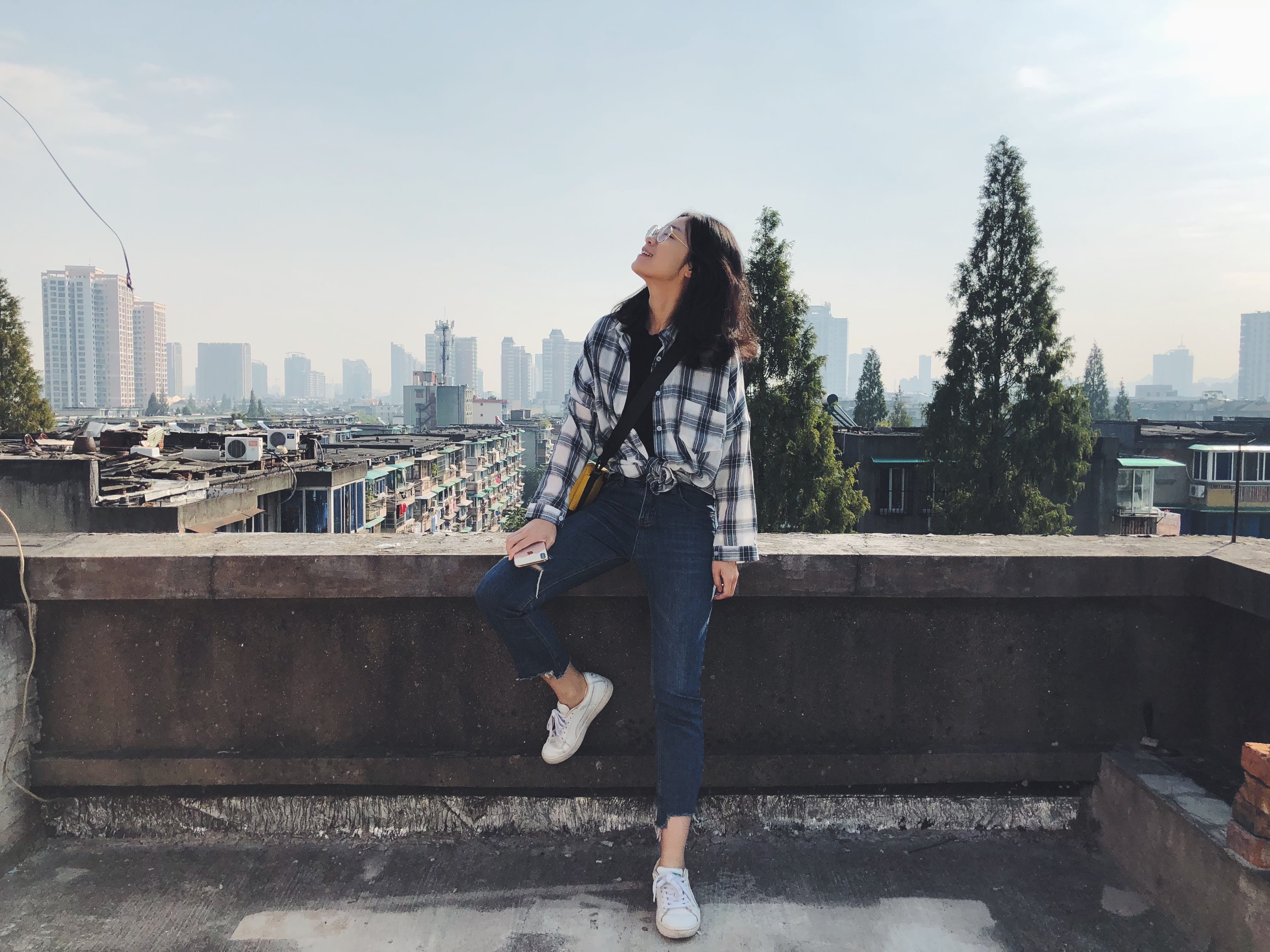 architecture, day, nature, hair, dock, one person, town, city, sitting, urban, beautiful woman, built structure, lifestyles, standing, real people, woman, HD Wallpaper