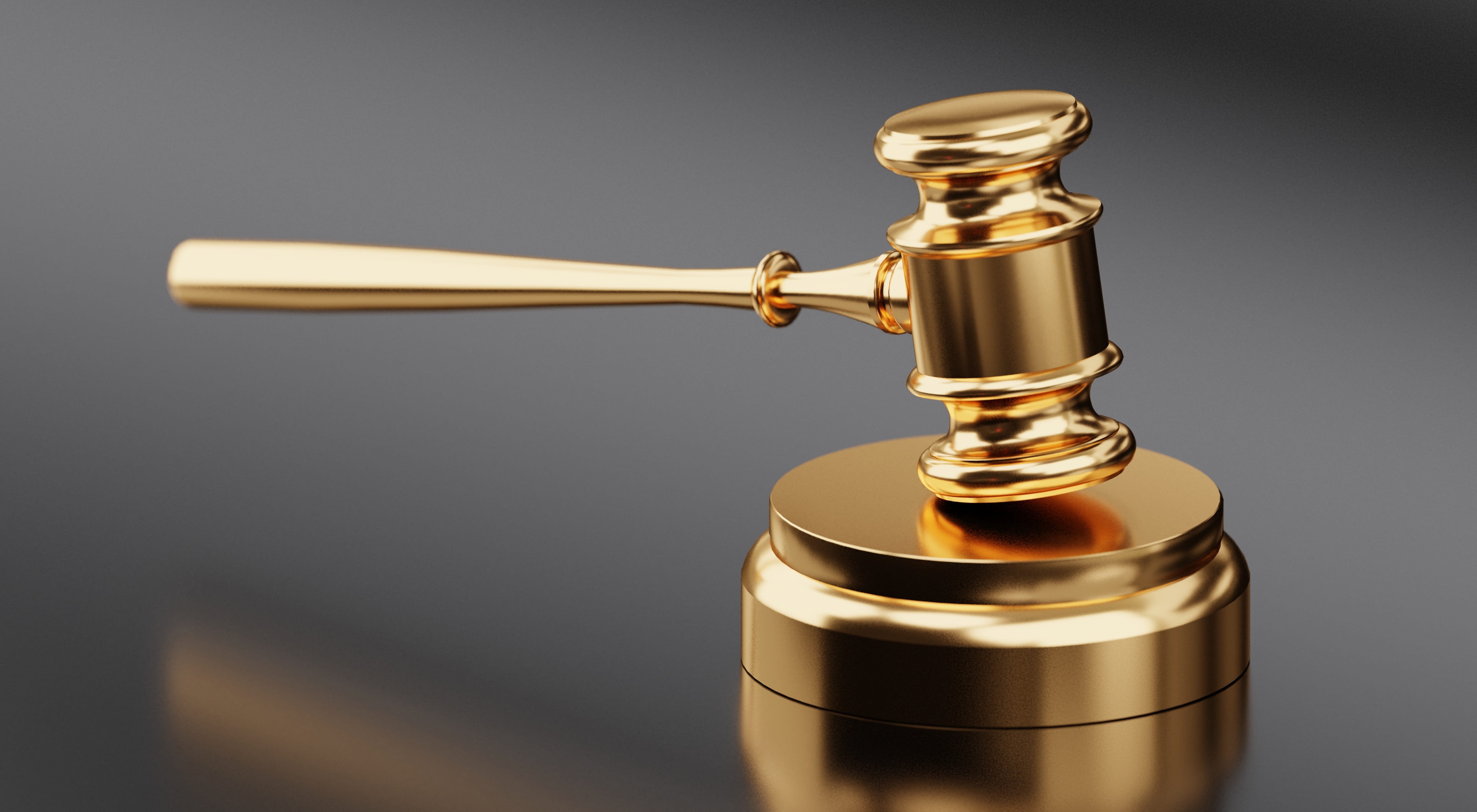 punishment, courthouse, decisions, gray, sentence, gold colored, court, shiny, symbol, metal, single object, no people, authority, verdict, studio shot, HD Wallpaper